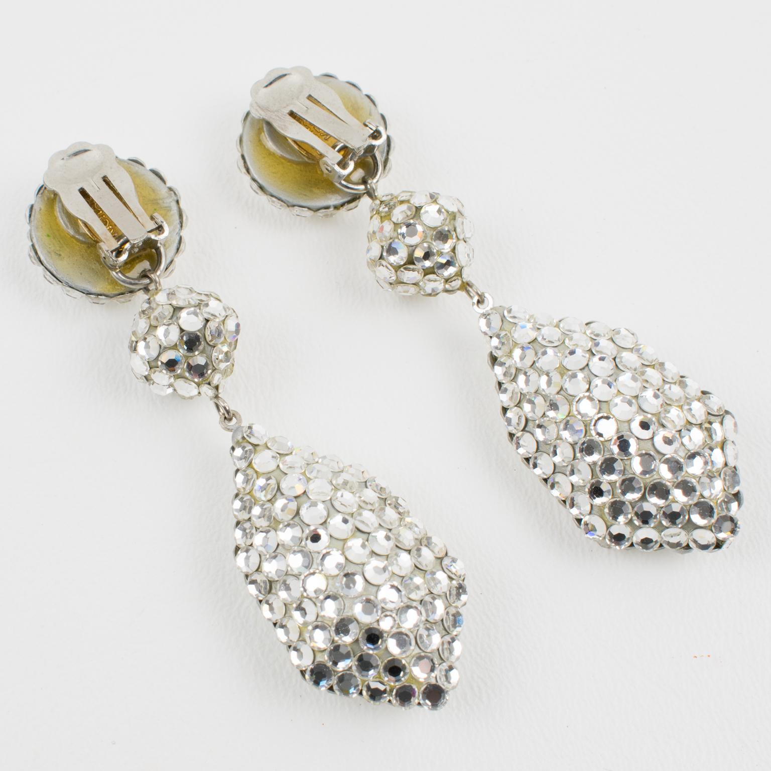 Richard Kerr Dangle Silver Crystal Clip Earrings In Excellent Condition For Sale In Atlanta, GA