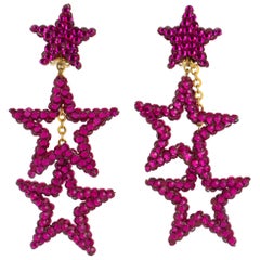 Richard Kerr Pendientes de clip en forma de estrella colgante fucsia