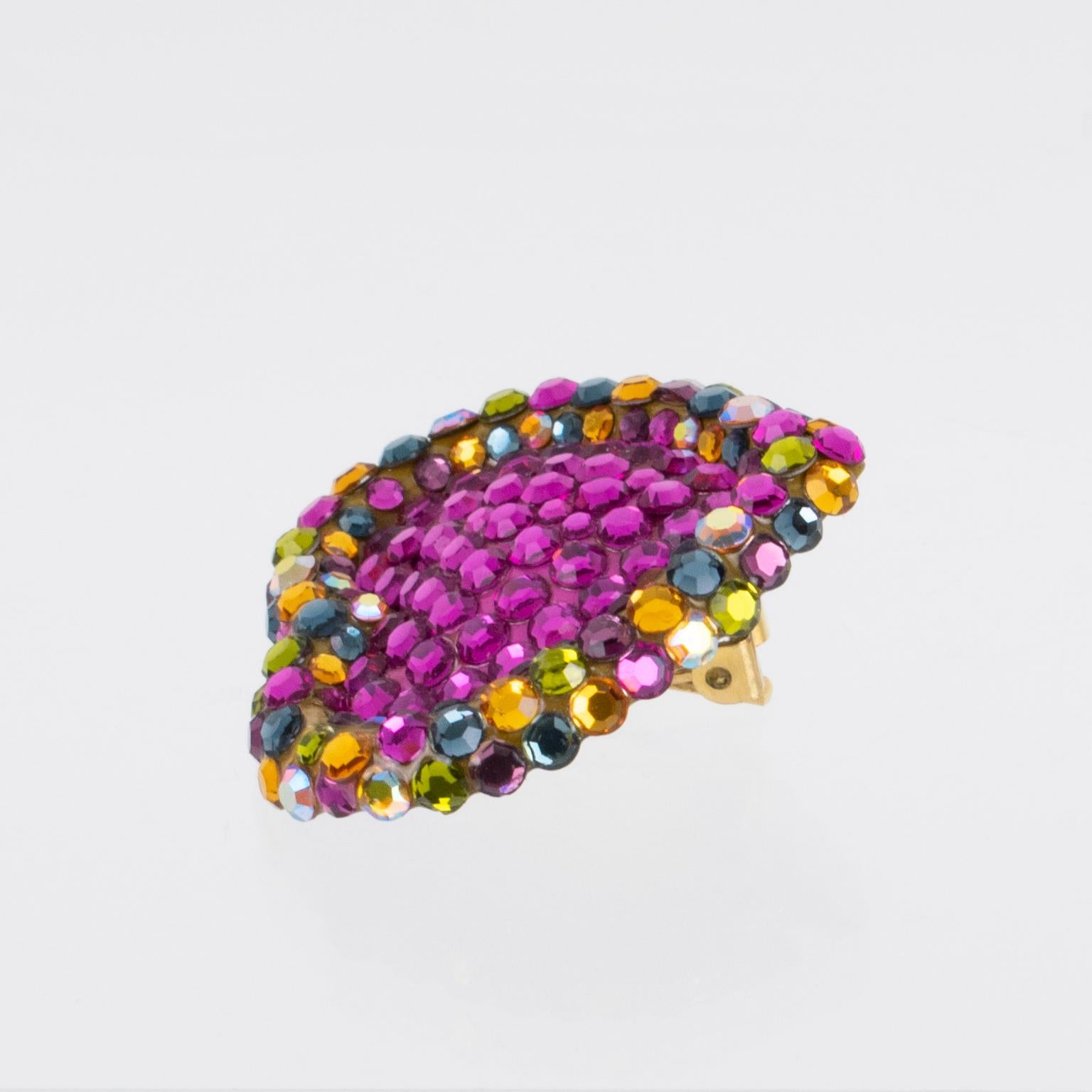 Richard Kerr - Boucles d'oreilles à clip avec cœur en rose en vente 1