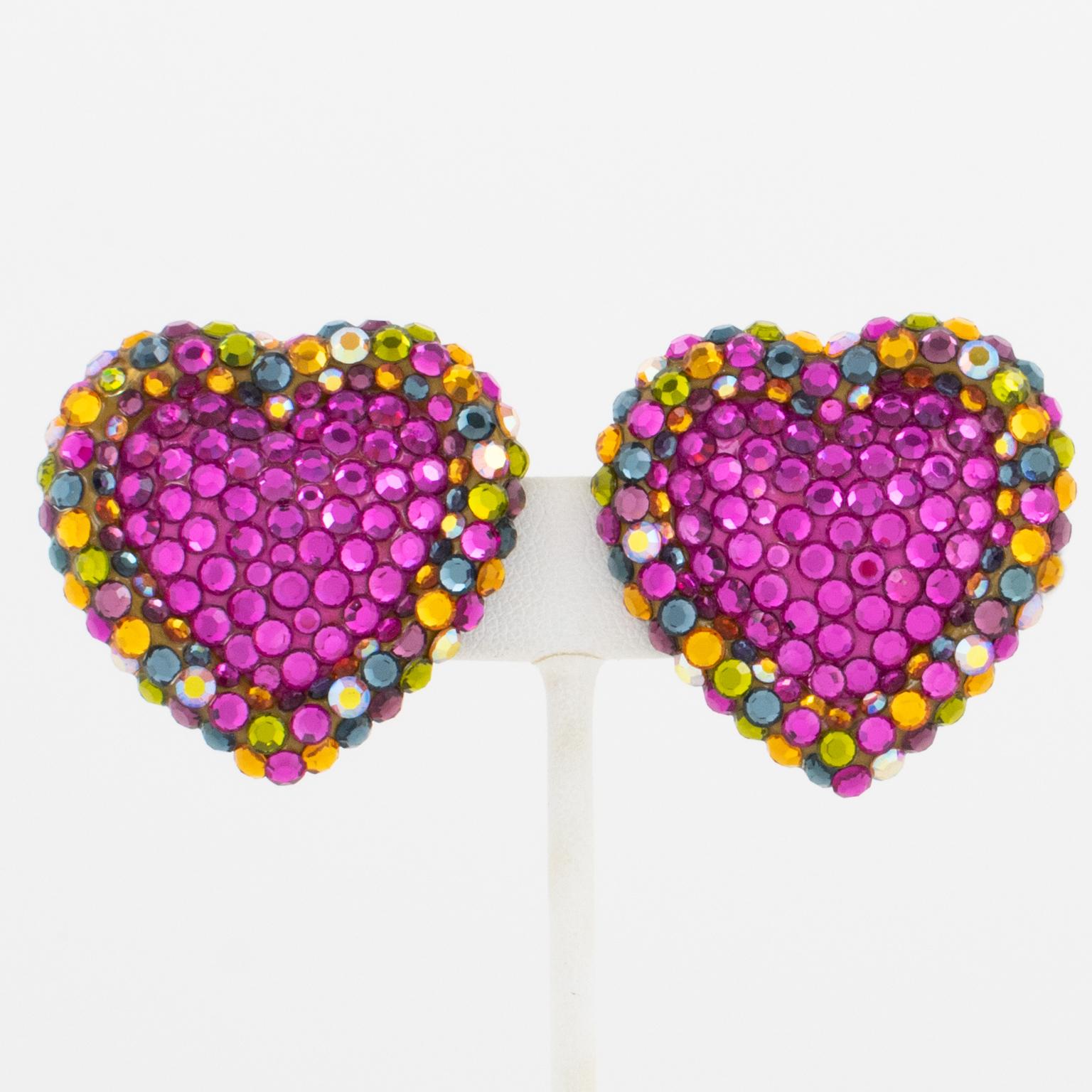 Richard Kerr - Boucles d'oreilles à clip avec cœur en rose en vente 2