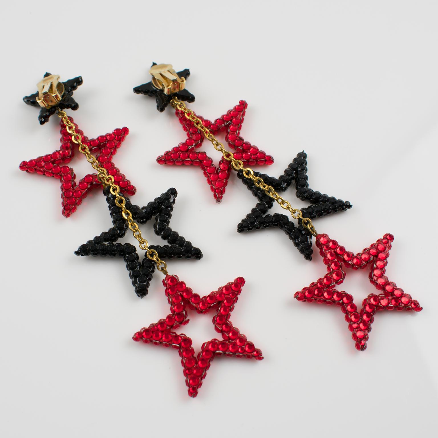 Richard Kerr Bi-color Dangle Star Jeweled Clip Earrings In Excellent Condition For Sale In Atlanta, GA
