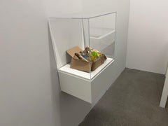 A. Klein, Oggetti di vetro americani, 2010-2024, Oggetti trovati e alterati