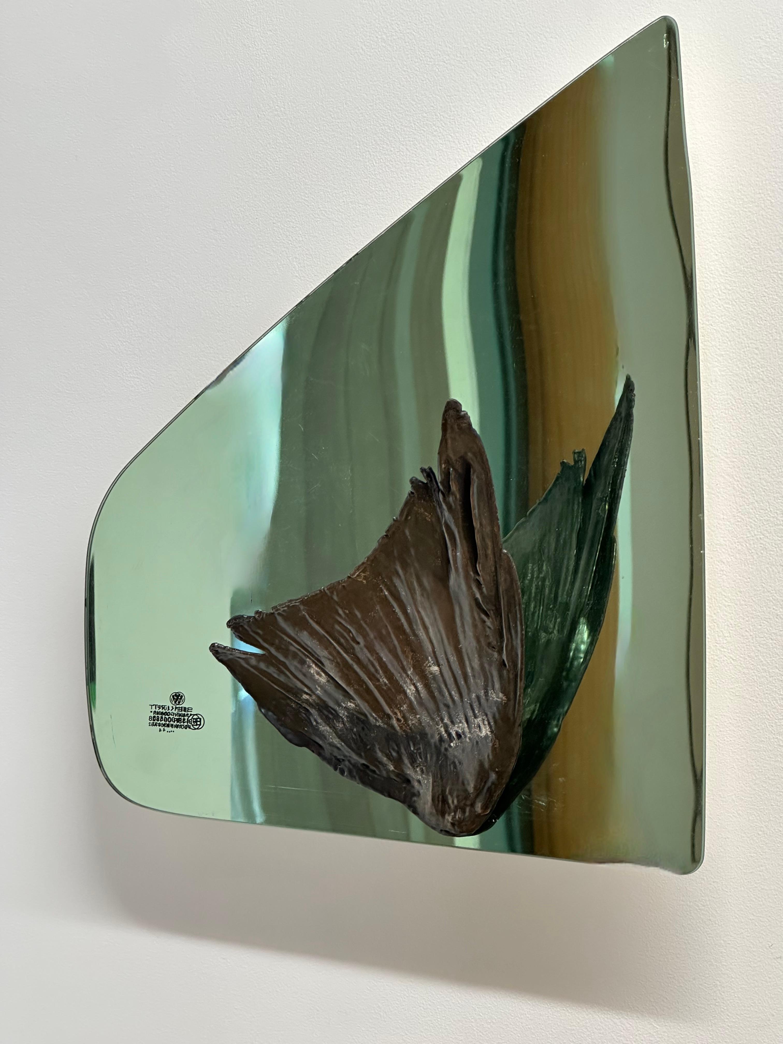 Saint Gobain VW - Verspiegelte Glaswand-Skulptur Weißgold Fenster Kupferflügel im Angebot 7