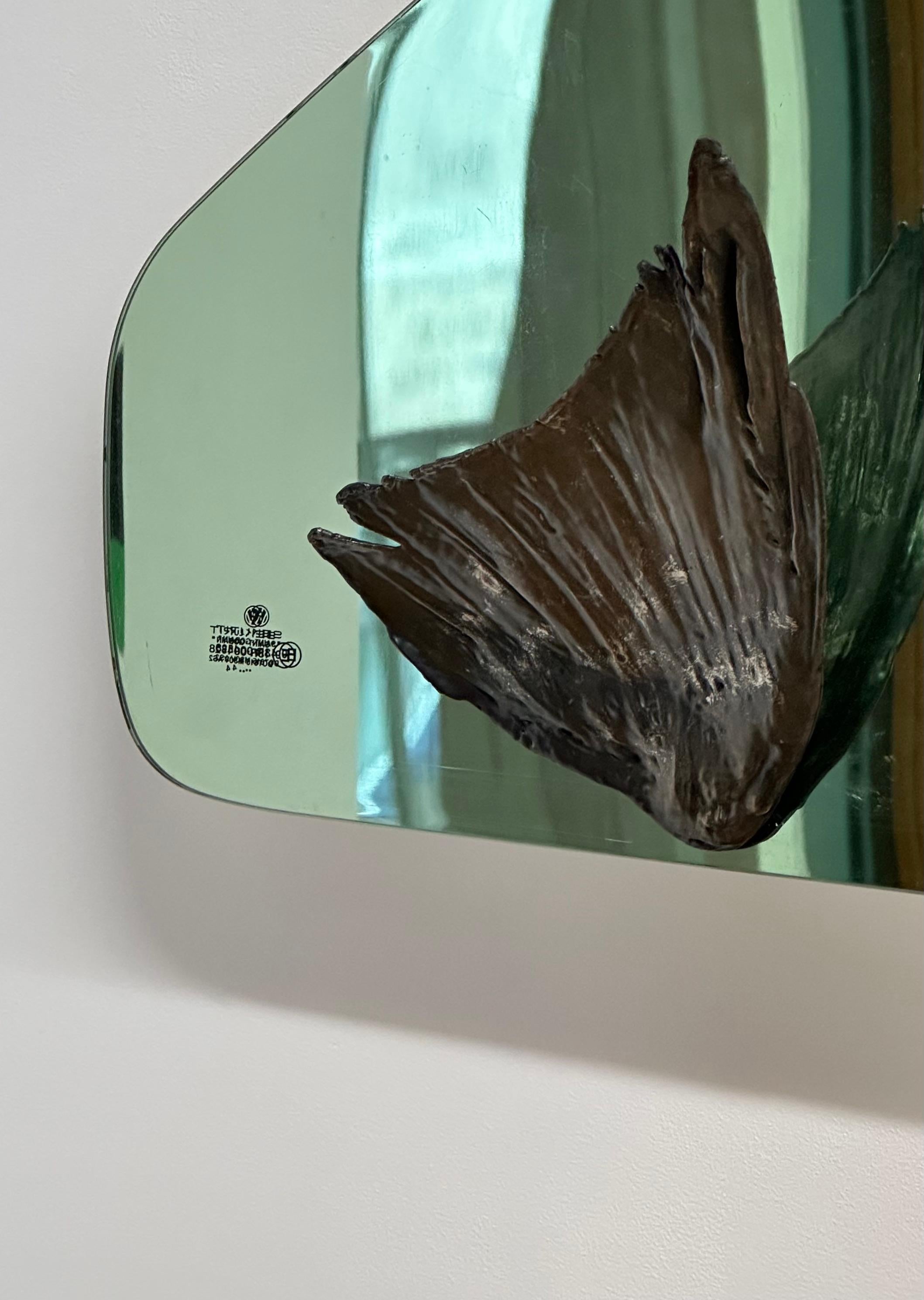 Saint Gobain VW - Verspiegelte Glaswand-Skulptur Weißgold Fenster Kupferflügel im Angebot 1
