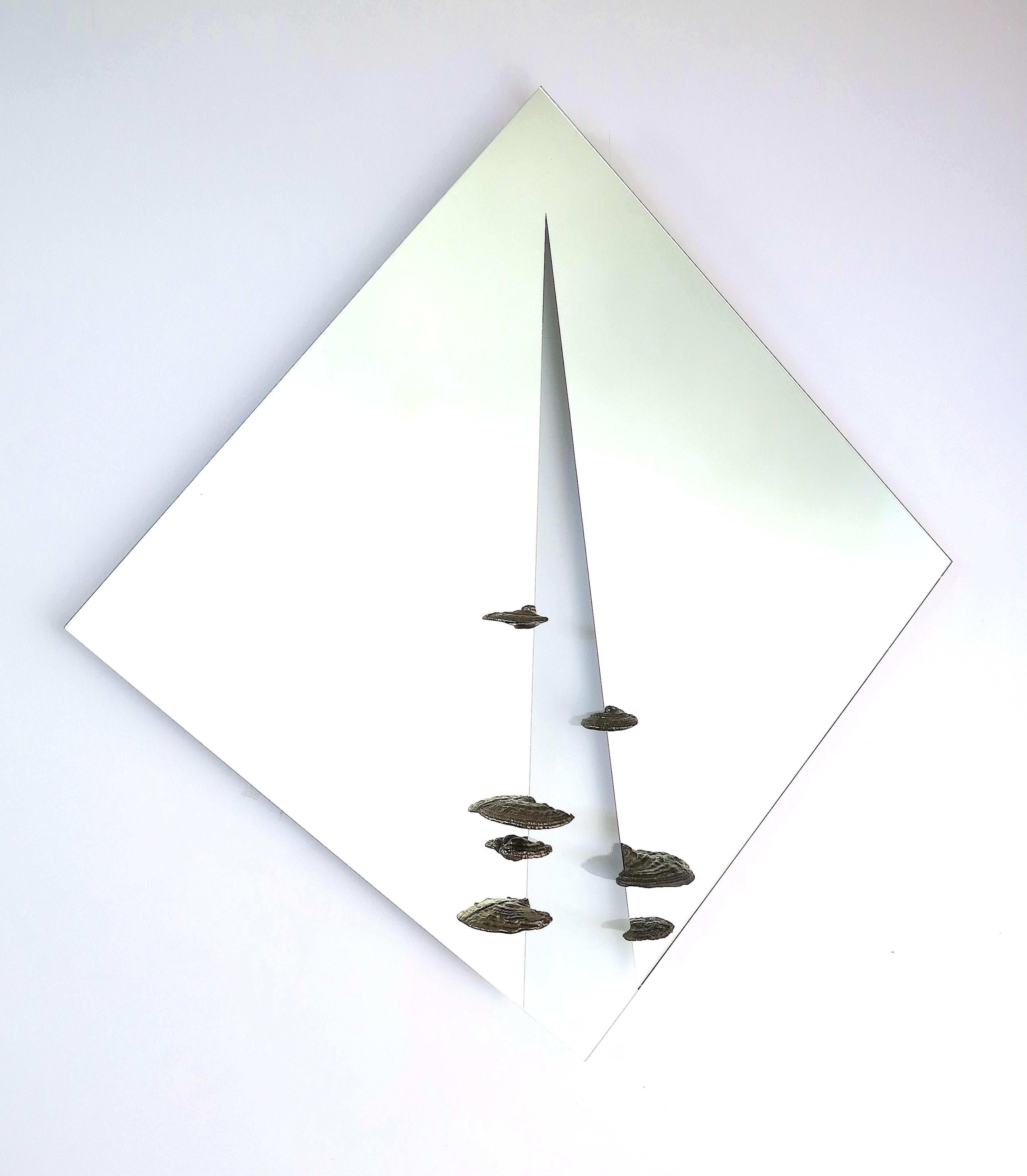 Richard Klein Abstract Sculpture - Vanishing Point - Mirrored Glass Wall Sculpture Copper Plated Mushroom, 2023