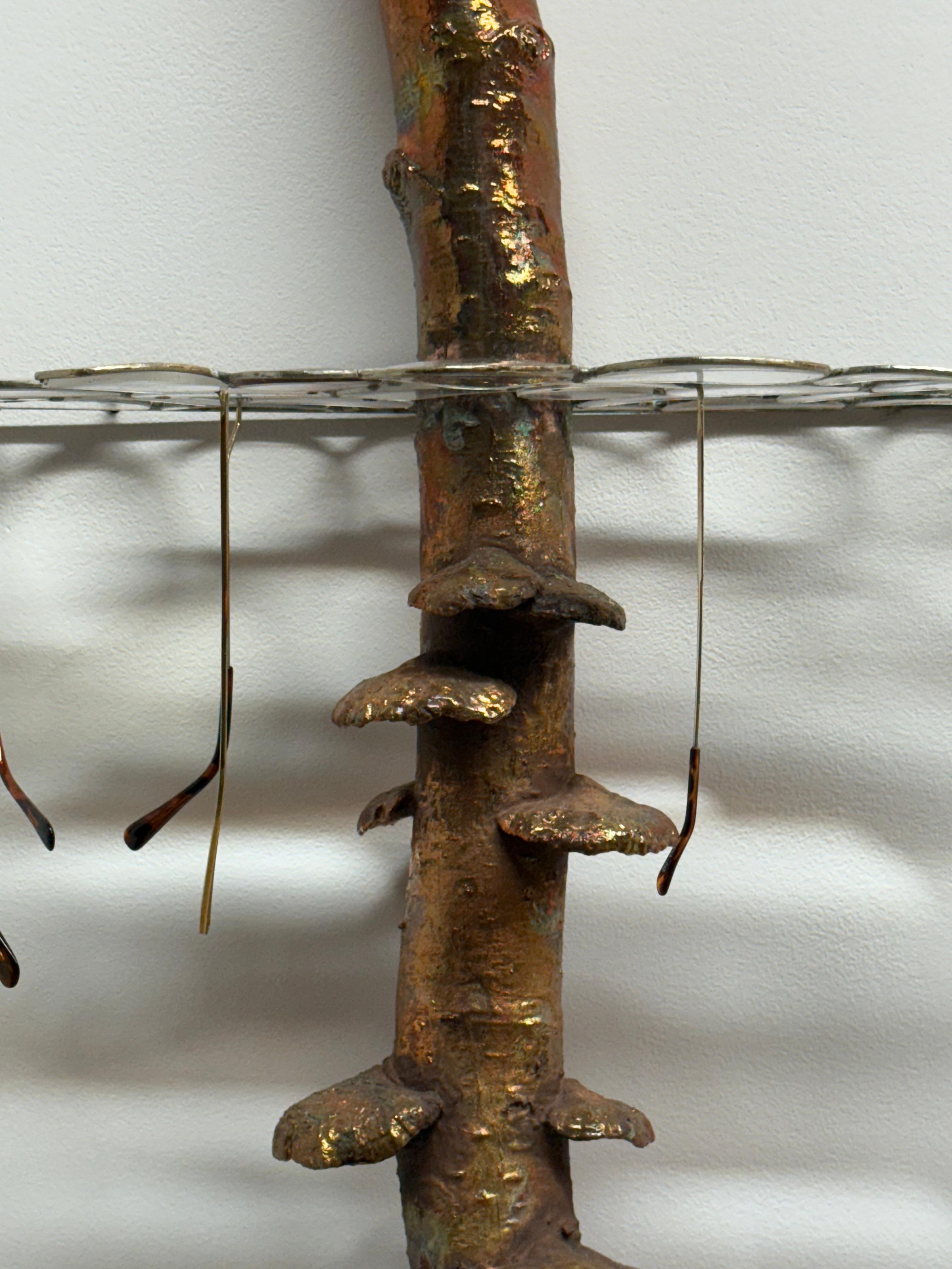 Witness Tree II - Kupfer Birkenbaum Brillenpilze Stehende Skulptur 2024 im Angebot 4