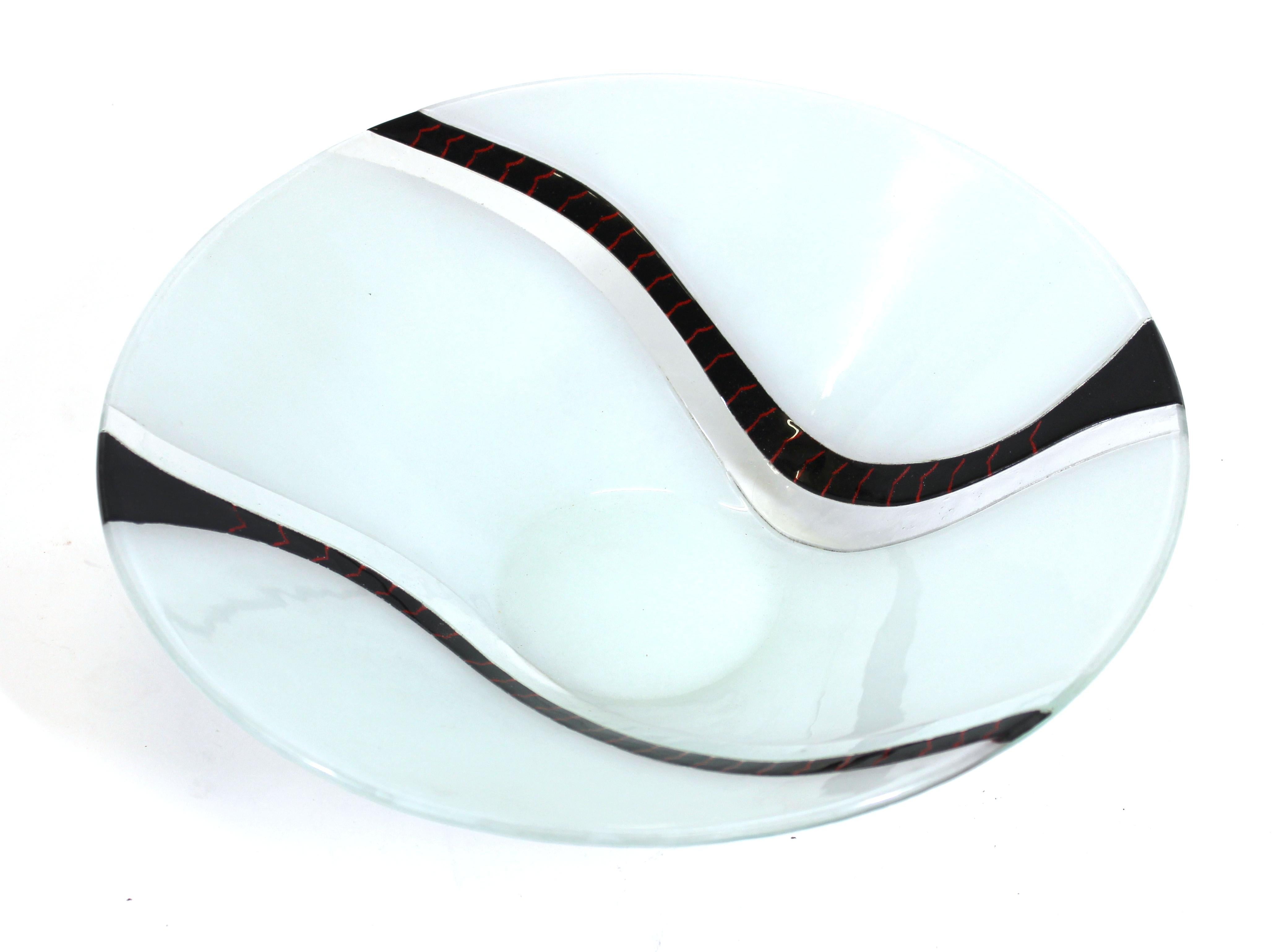 Richard L. Knopf Postmodern glass charger plate with raised relief, signed on the border.