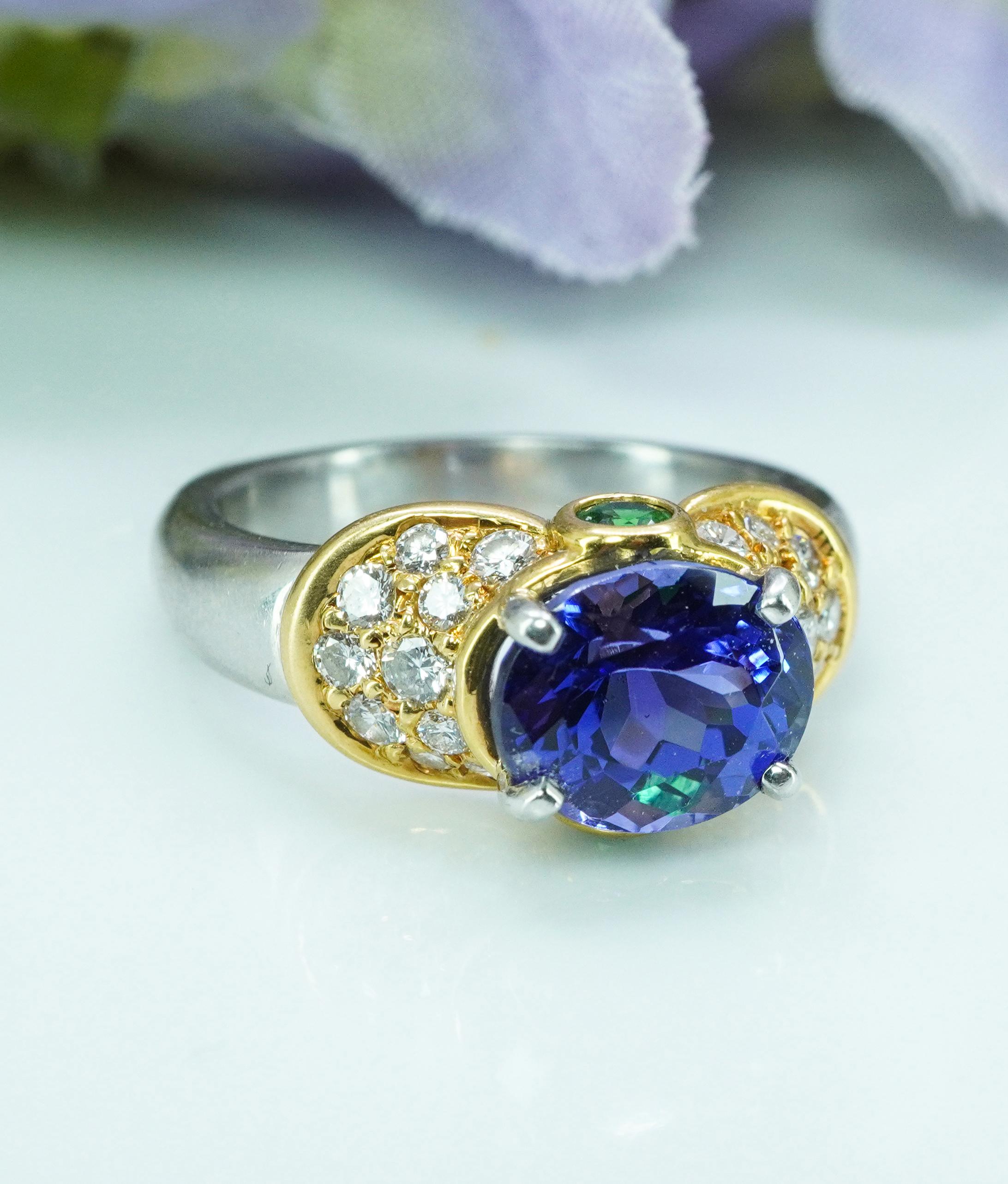 Richard Krementz, bague en or 18 carats avec tanzanite 2,6 carats, diamant, tsavorite et platine RKG Bon état - En vente à Brambleton, US