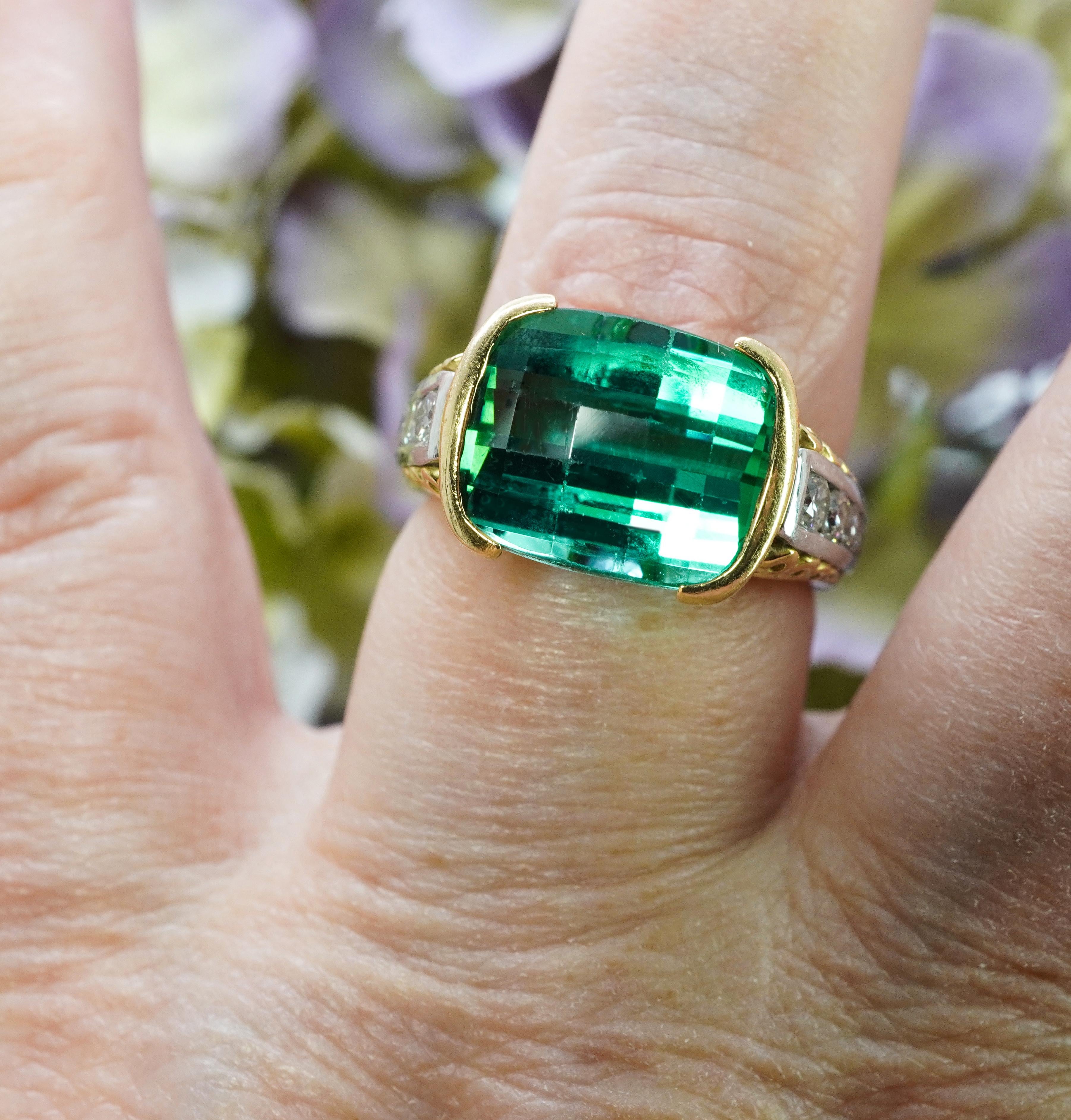 Taglio cuscino Richard Krementz Anello in platino e oro 18 carati con tormalina a cuscino e diamante, Designer 8ct
