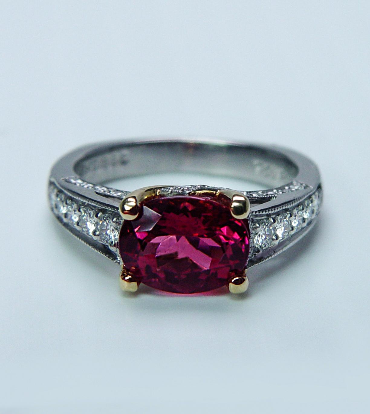 Richard Krementz RKG 1866 Rubellite Tourmaline Diamant Bague en platine 18K Pour femmes en vente