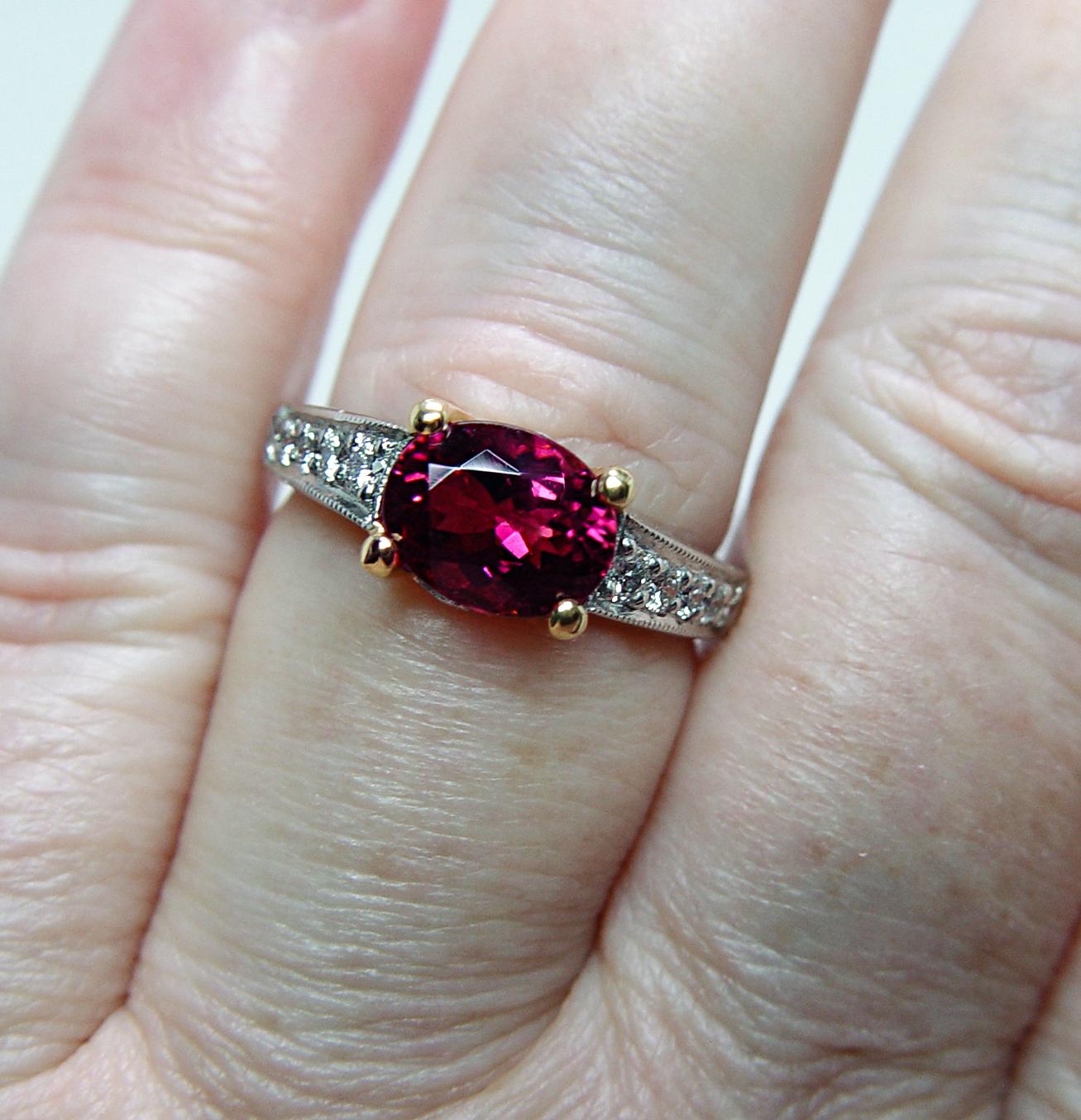Richard Krementz RKG 1866 Rubellite Tourmaline Diamant Bague en platine 18K en vente 4