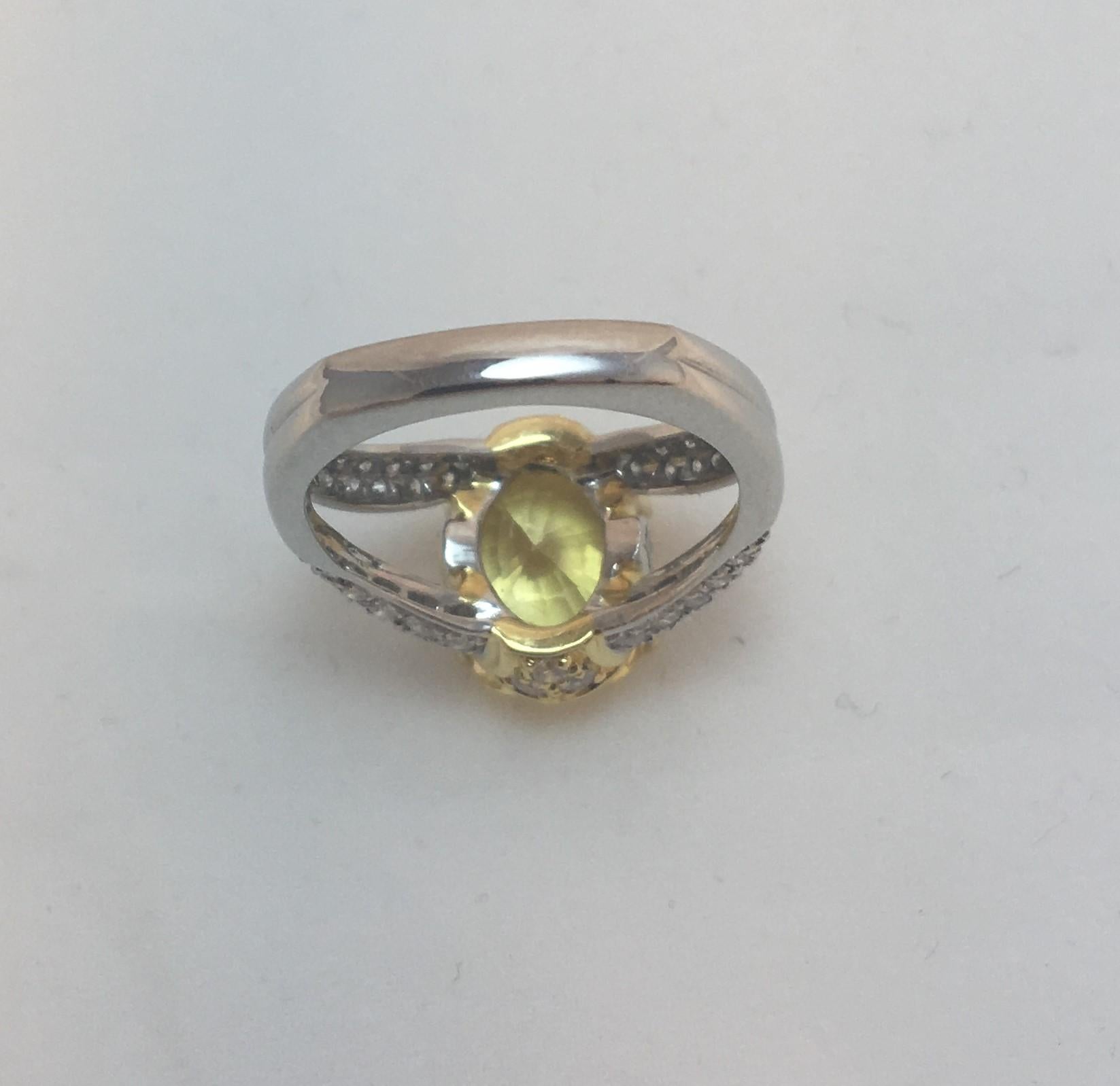 Richard Krementz, bague saphir jaune et diamant Excellent état - En vente à Cincinnati, OH