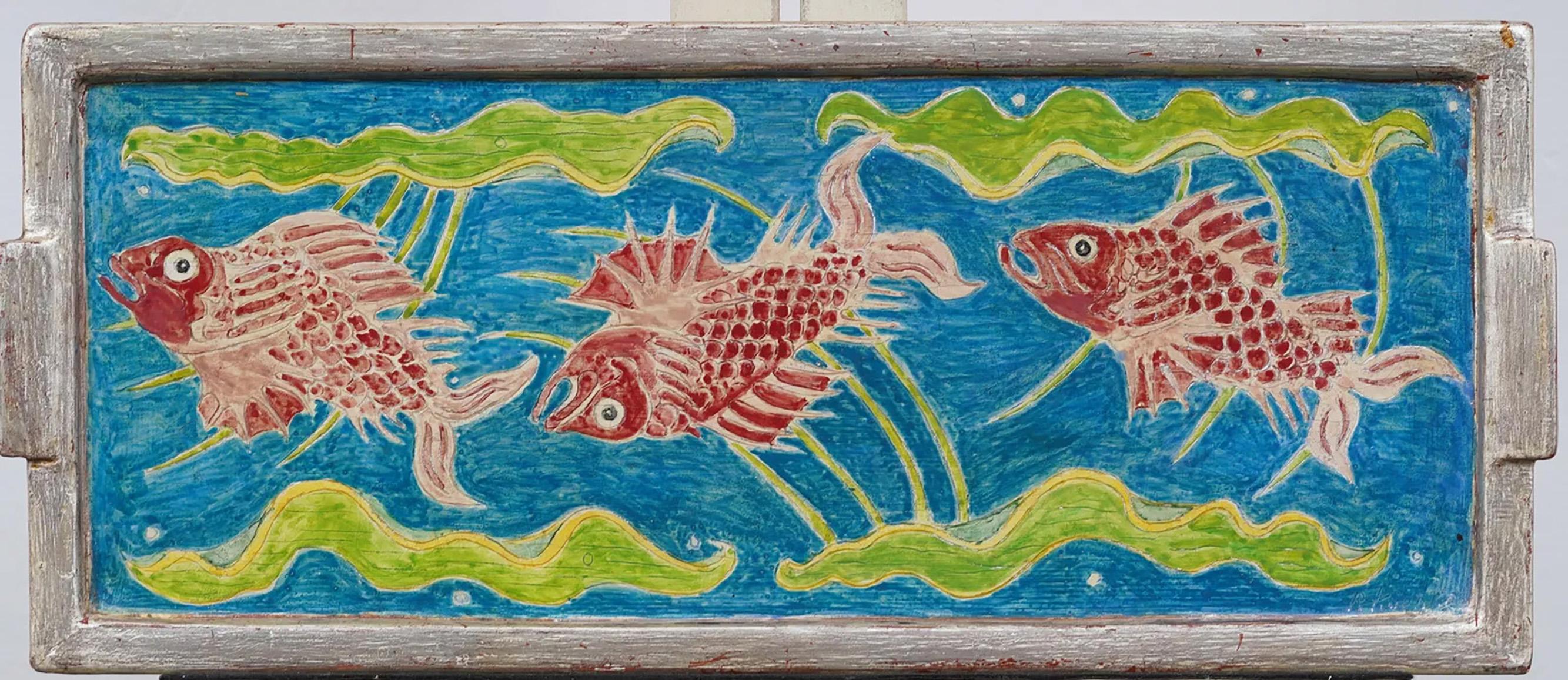 Antiguo cuadro modernista americano tallado en técnica mixta sobre un pez - Painting de Richard Kuehne