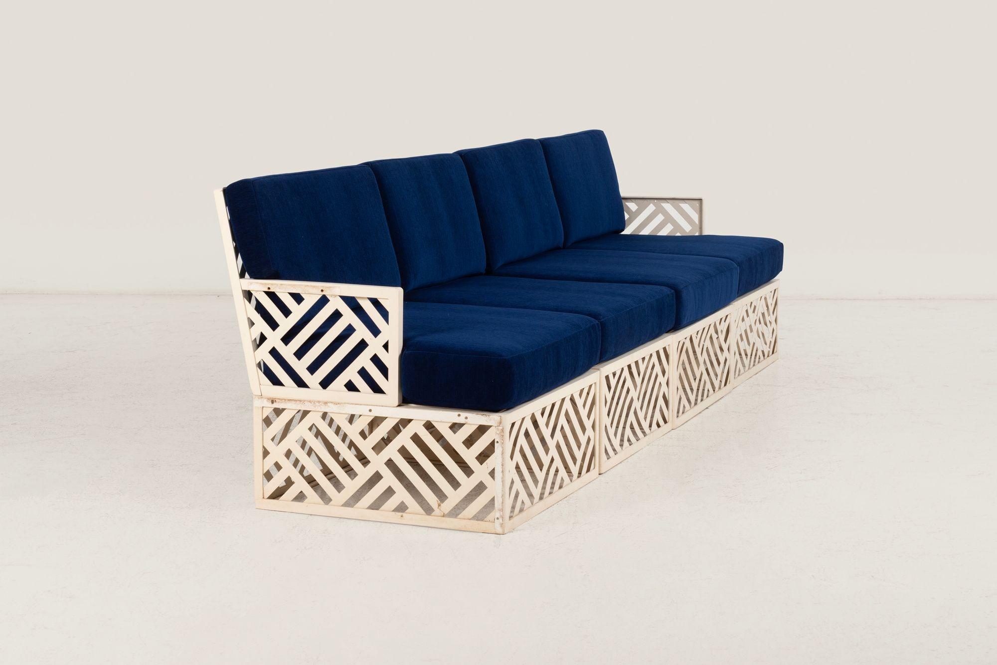 Richard L. Sandfort, Aluminum Outdoor Sofa Sectional –1950 Patinado en venta