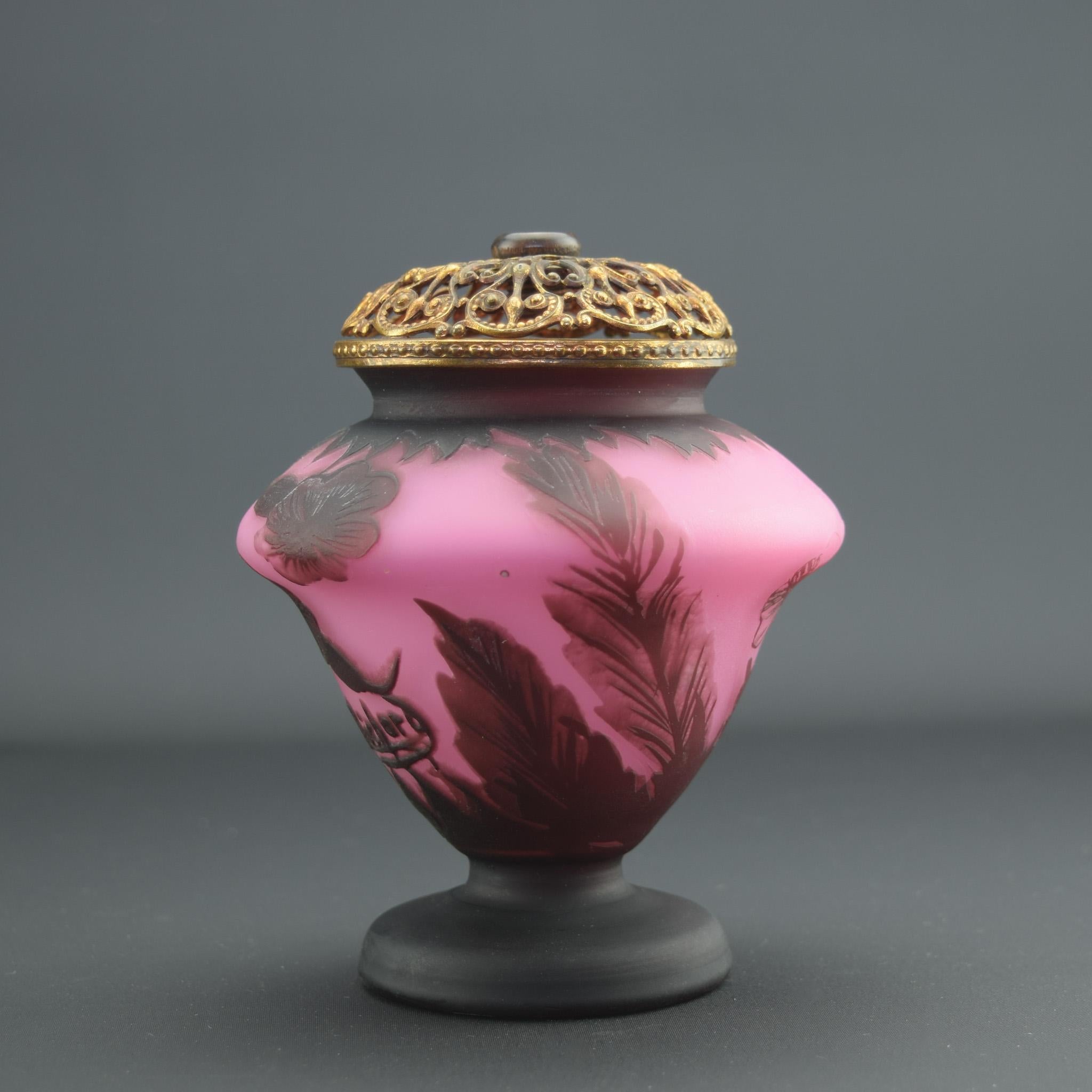 Art Nouveau Richard Loetz Cameo glass vase/night light C1920 For Sale