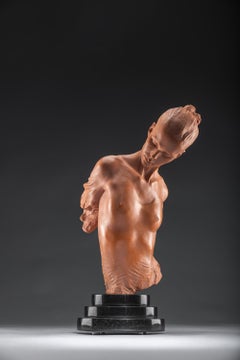 Figurative Skulpturen aus Keramik
