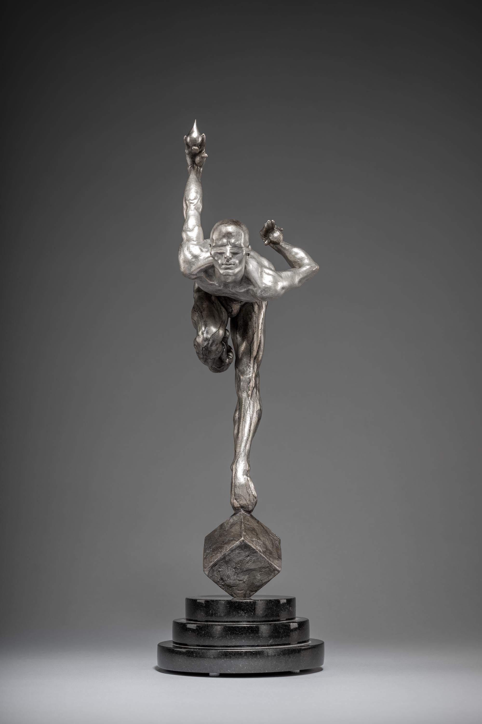 Atelier Blind Faith, platine, édition spéciale une goutte - Or Figurative Sculpture par Richard MacDonald