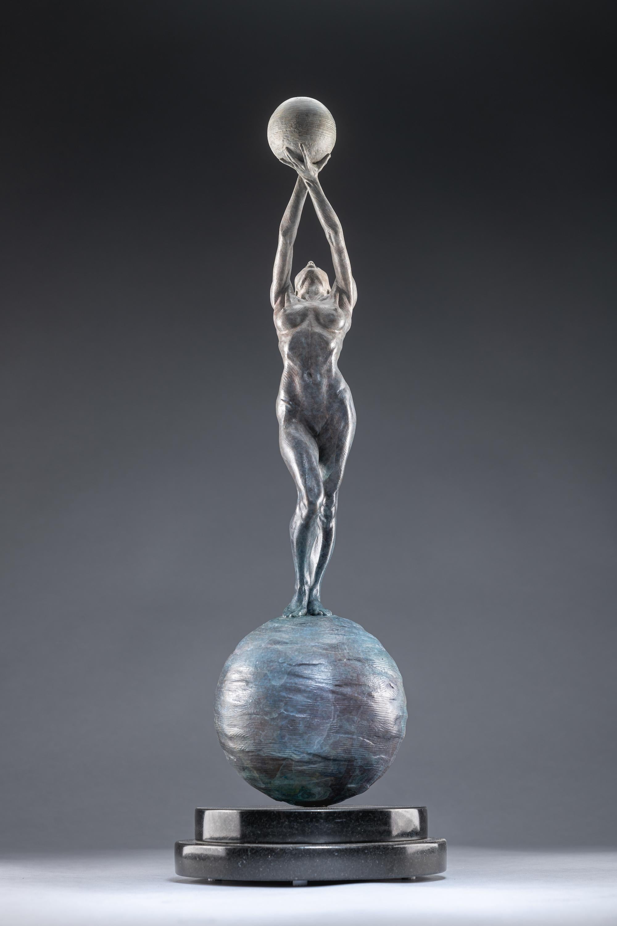 Diana Earth & Moon, Atelier For Sale 1