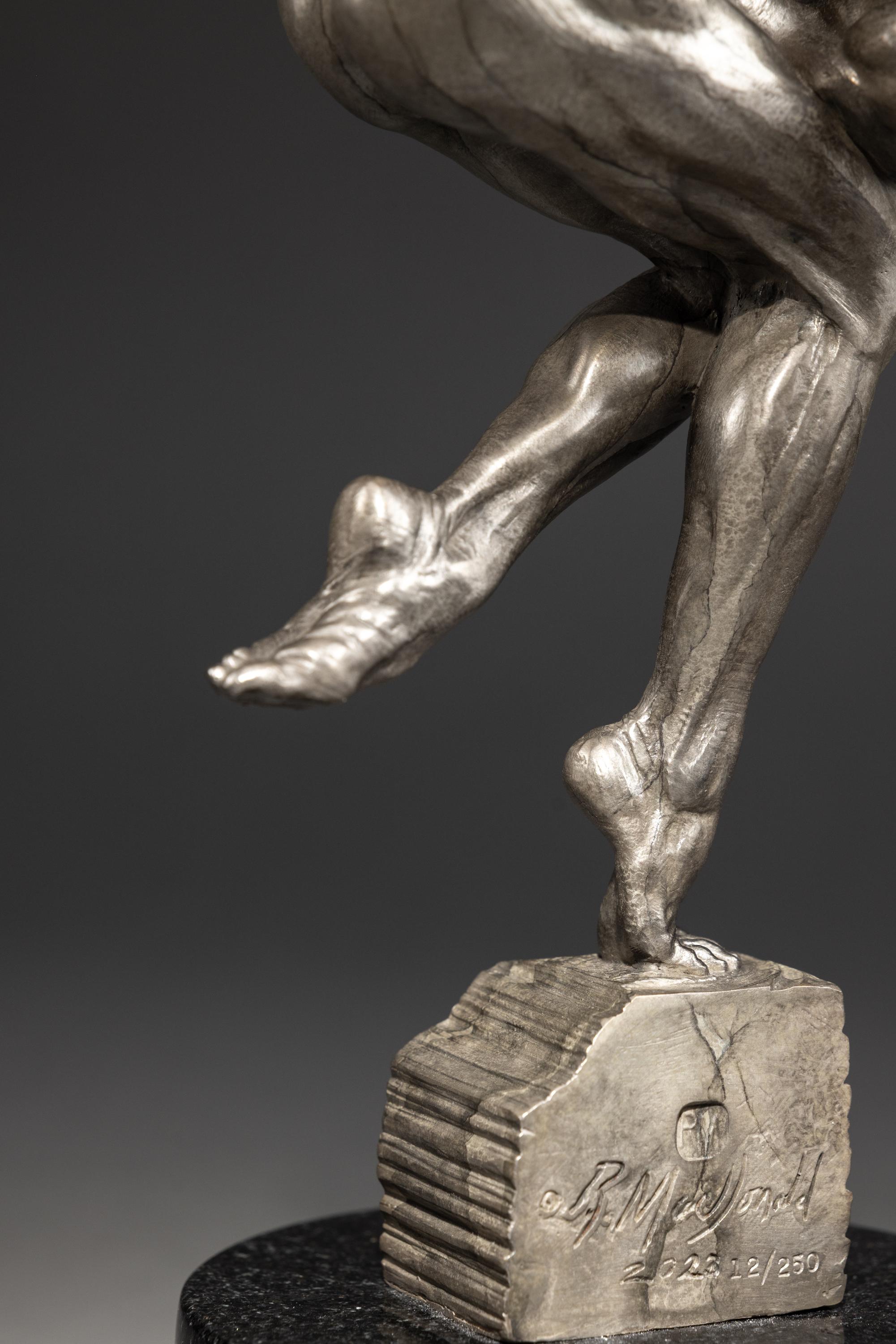 Duality, Atelier, Platino - Sculpture di Richard MacDonald