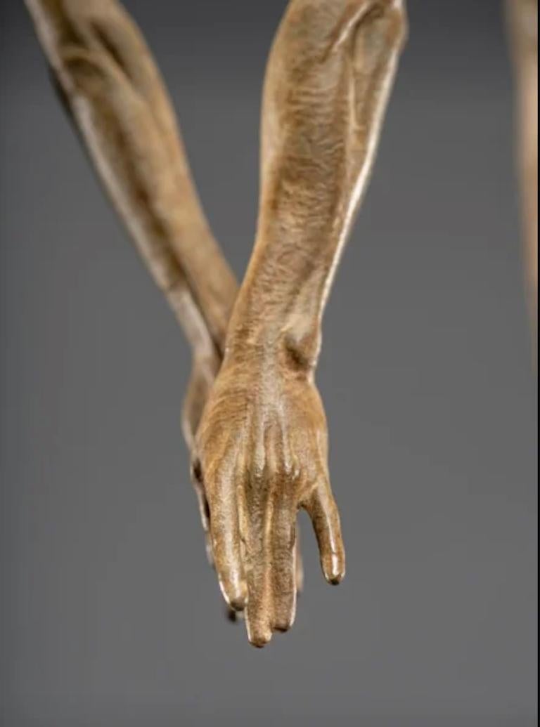 Inspiratio, Atelier A - Figurative Sculpture Oro de Richard MacDonald