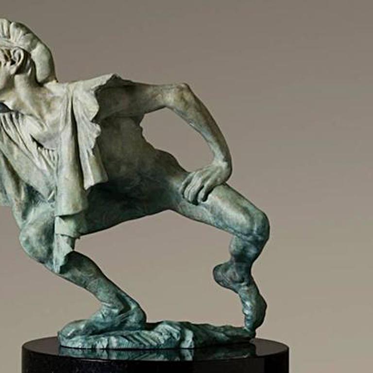 La Fuite du Temps, Atelier A - Figurative Sculpture Oro di Richard MacDonald