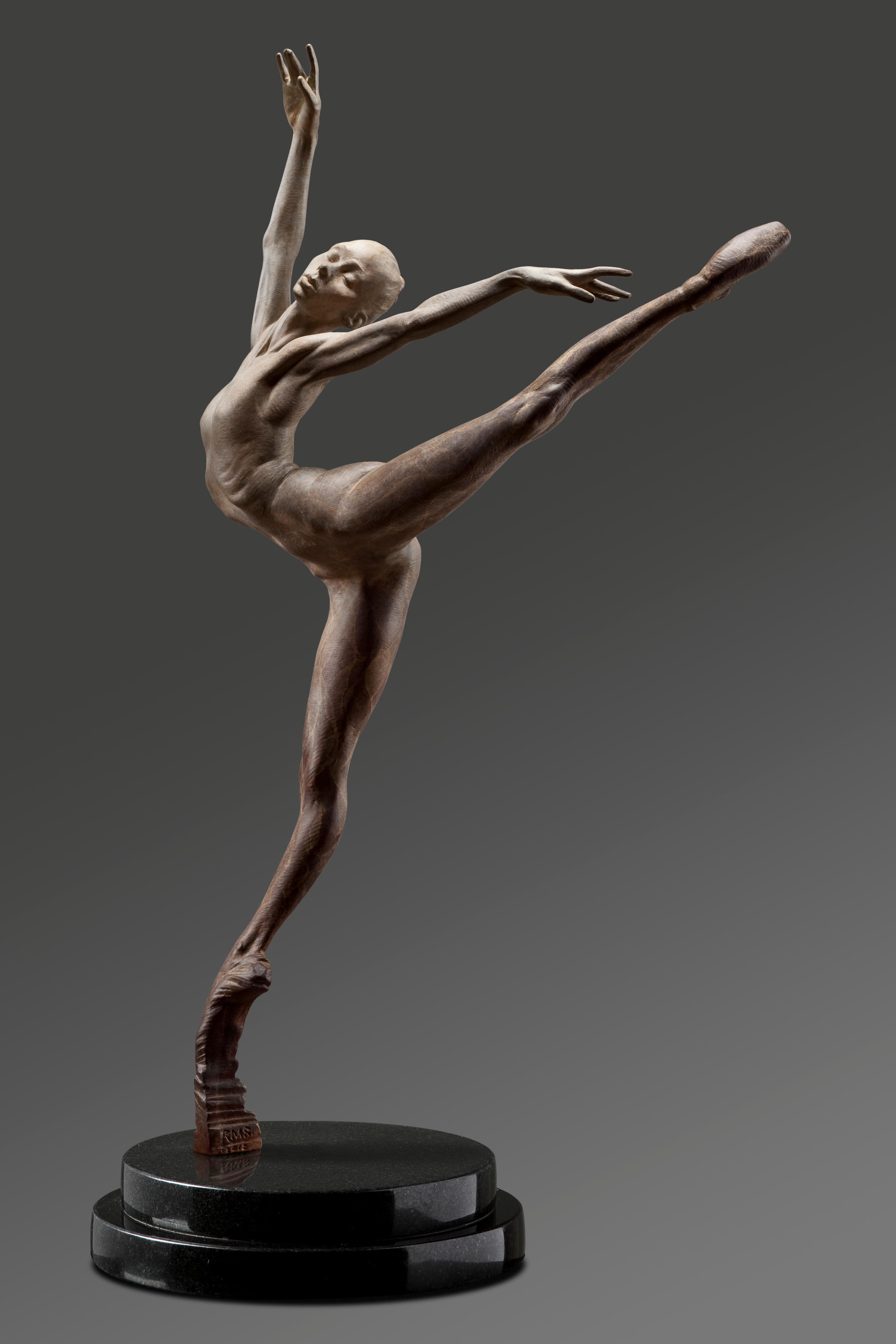 After devoting more than twenty years to the perfection of the human form in bronze, Richard MacDonald focused on a series of sculptures based on his work with dancers from the Royal Ballet. The studies were designed to be the groundwork for the