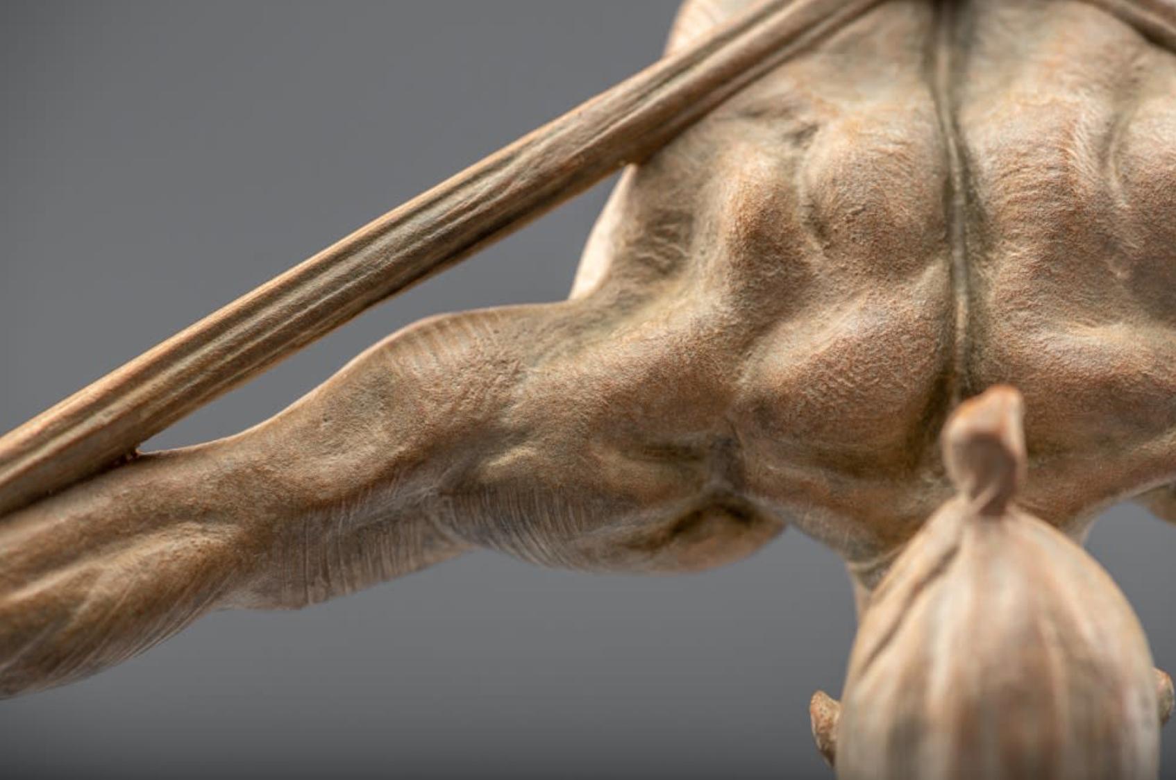 Transzendenz, Atelier (Gold), Figurative Sculpture, von Richard MacDonald