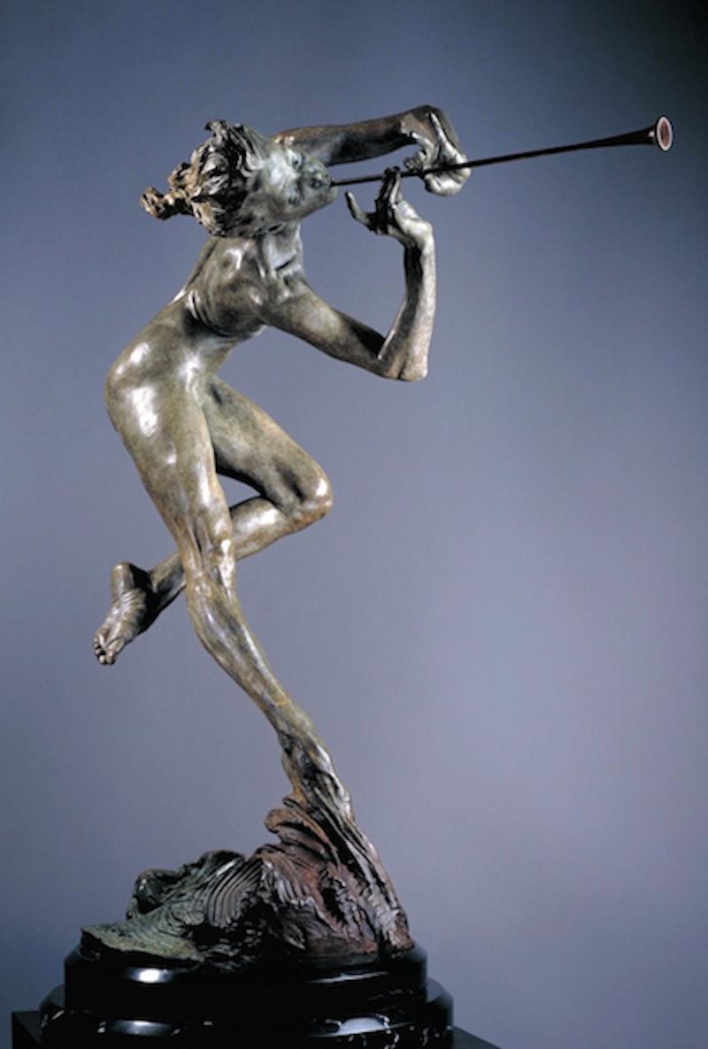 Richard MacDonald Figurative Sculpture – Trumpeter-Akt, Halbleben