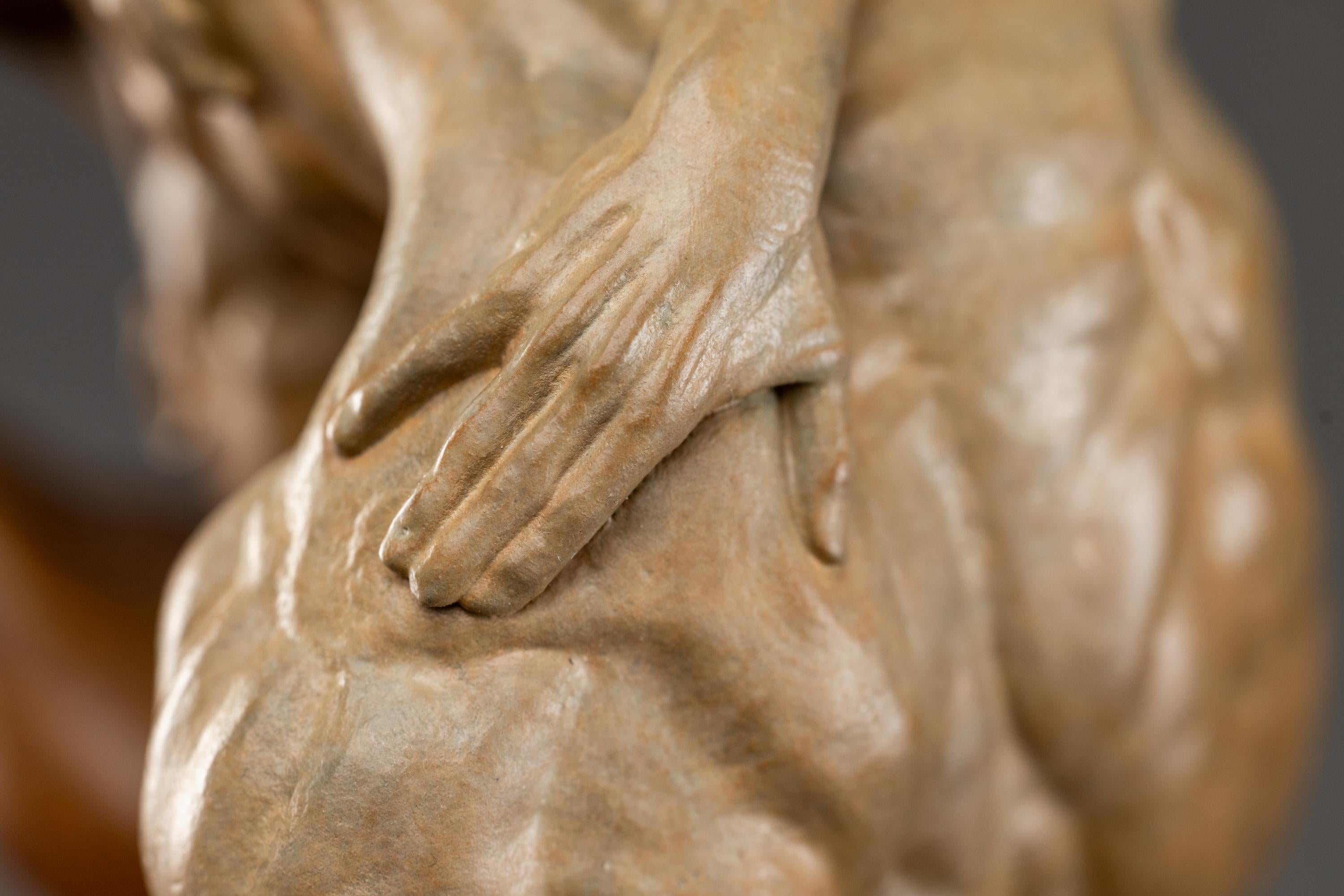 La scultura Yin & Yang di Richard MacDonald rappresenta un principio fondamentale per l'arte di tutti i tempi e di tutte le culture: il paradosso senza tempo secondo cui gli opposti esistono in armonia e interdipendenza l'uno con l'altro. Luce e