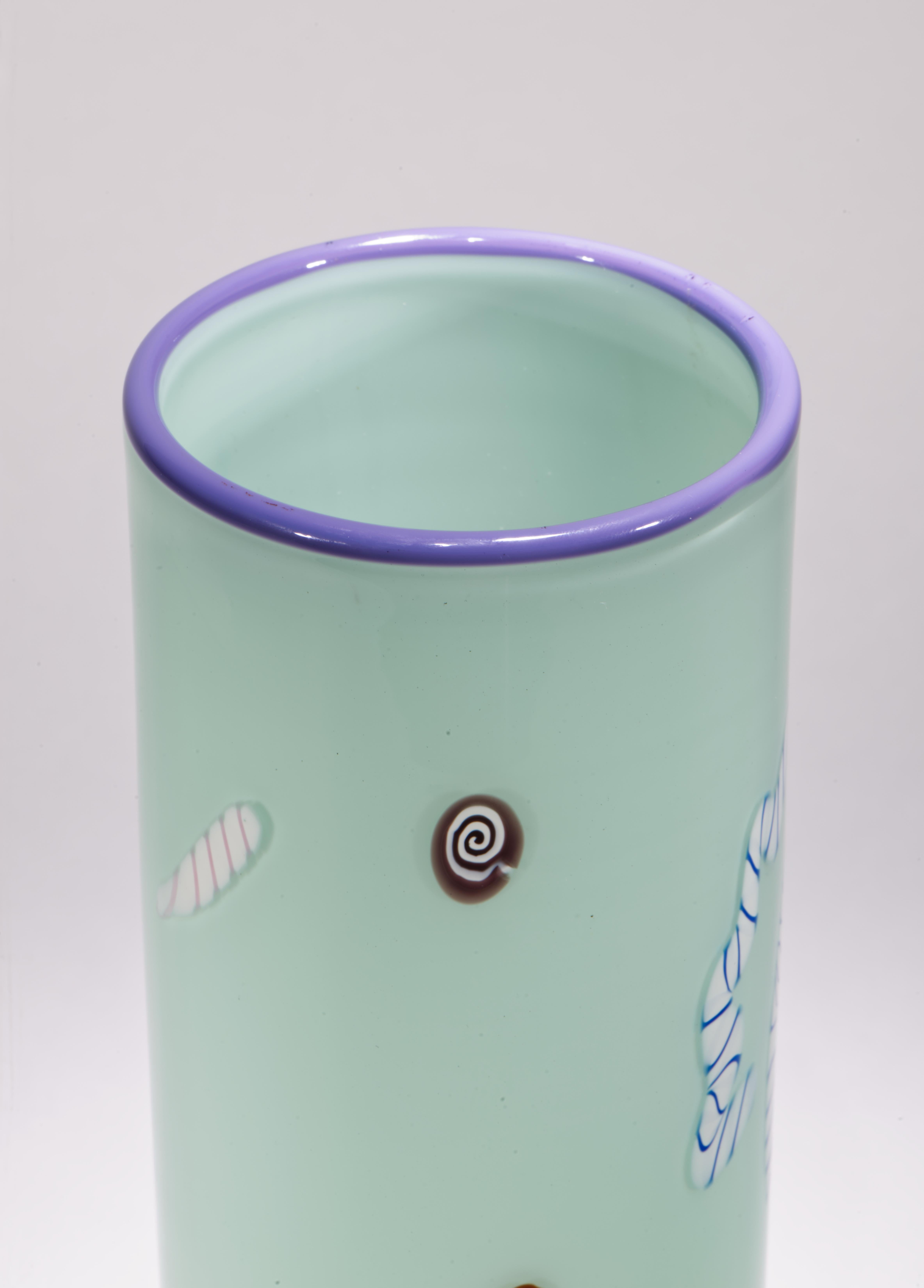 Postmoderno Richard Marquis per Noble Effort Vaso Murrini, Vetro da Studio Americano in vendita