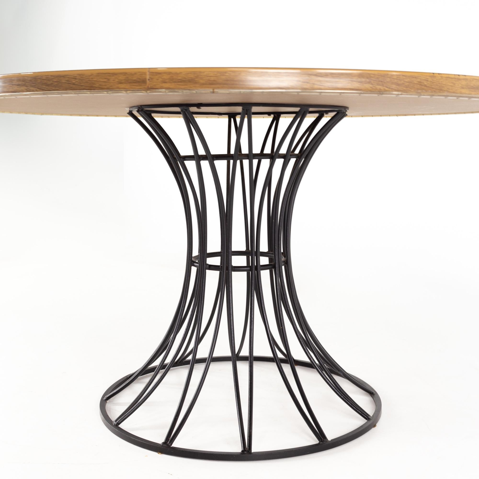 Mid-Century Modern Table de salle à manger du milieu du siècle en formica et fer de style Selrite de Richard McCarthy pour Selrite en vente