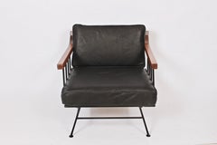 Richard McCarthy para Selrite Sillón de hierro forjado, olmo y cuero negro