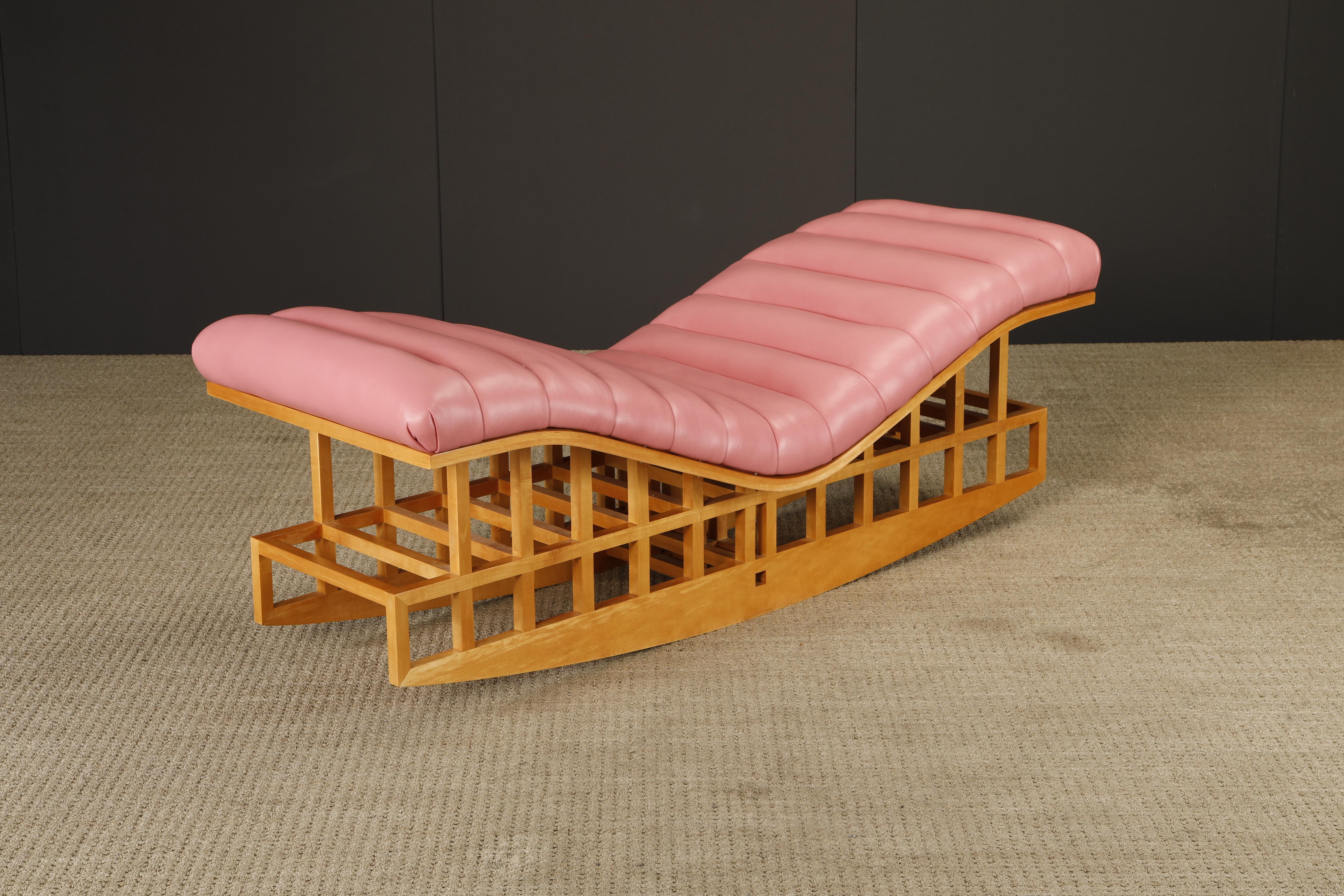 Richard Meier for Knoll International Architectural Rocking Chaise, 1982, Signed For Sale 2