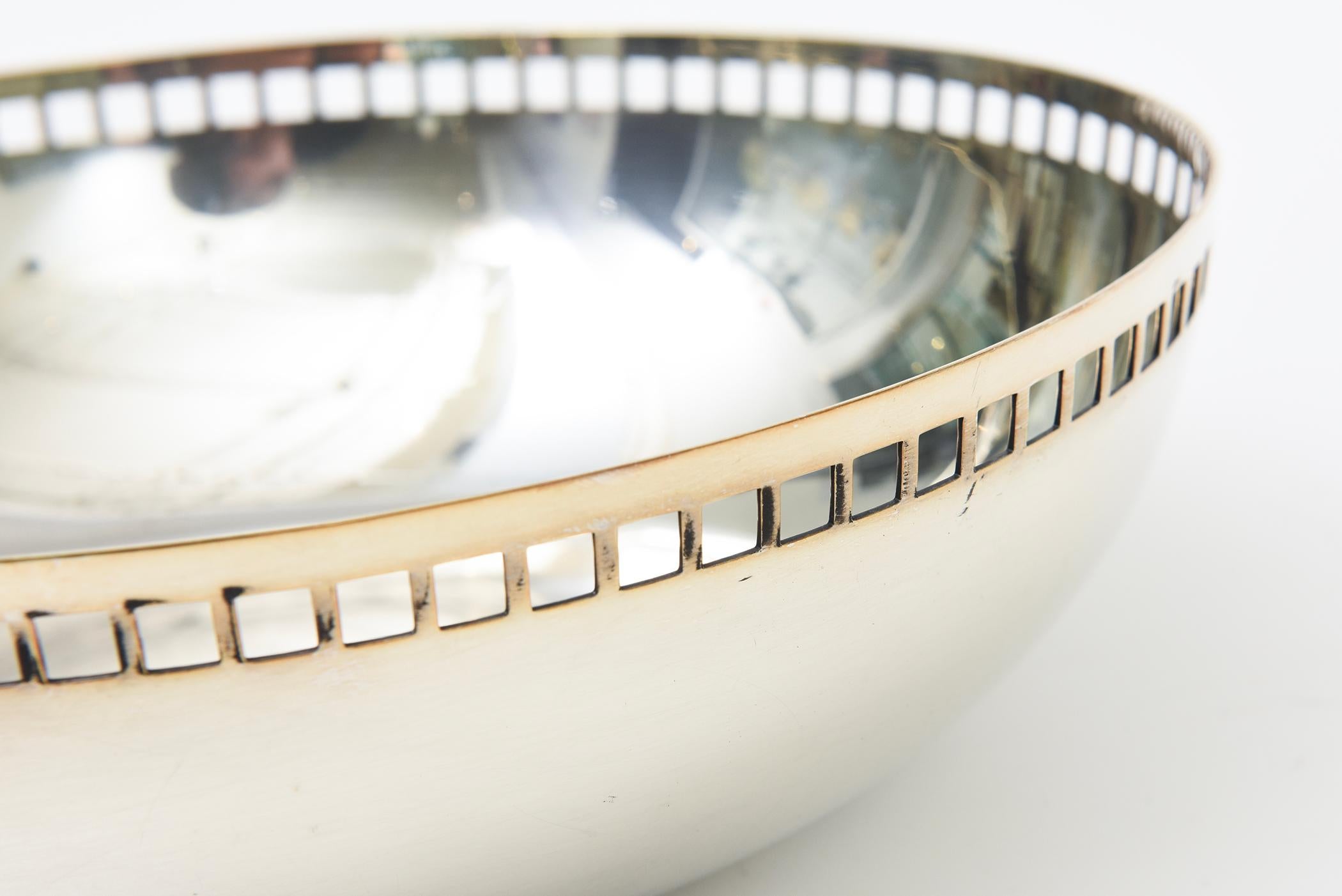 Richard Meier For Swid Powell Silver-Plate Architectural Skyscraper Bowl 90's For Sale 1