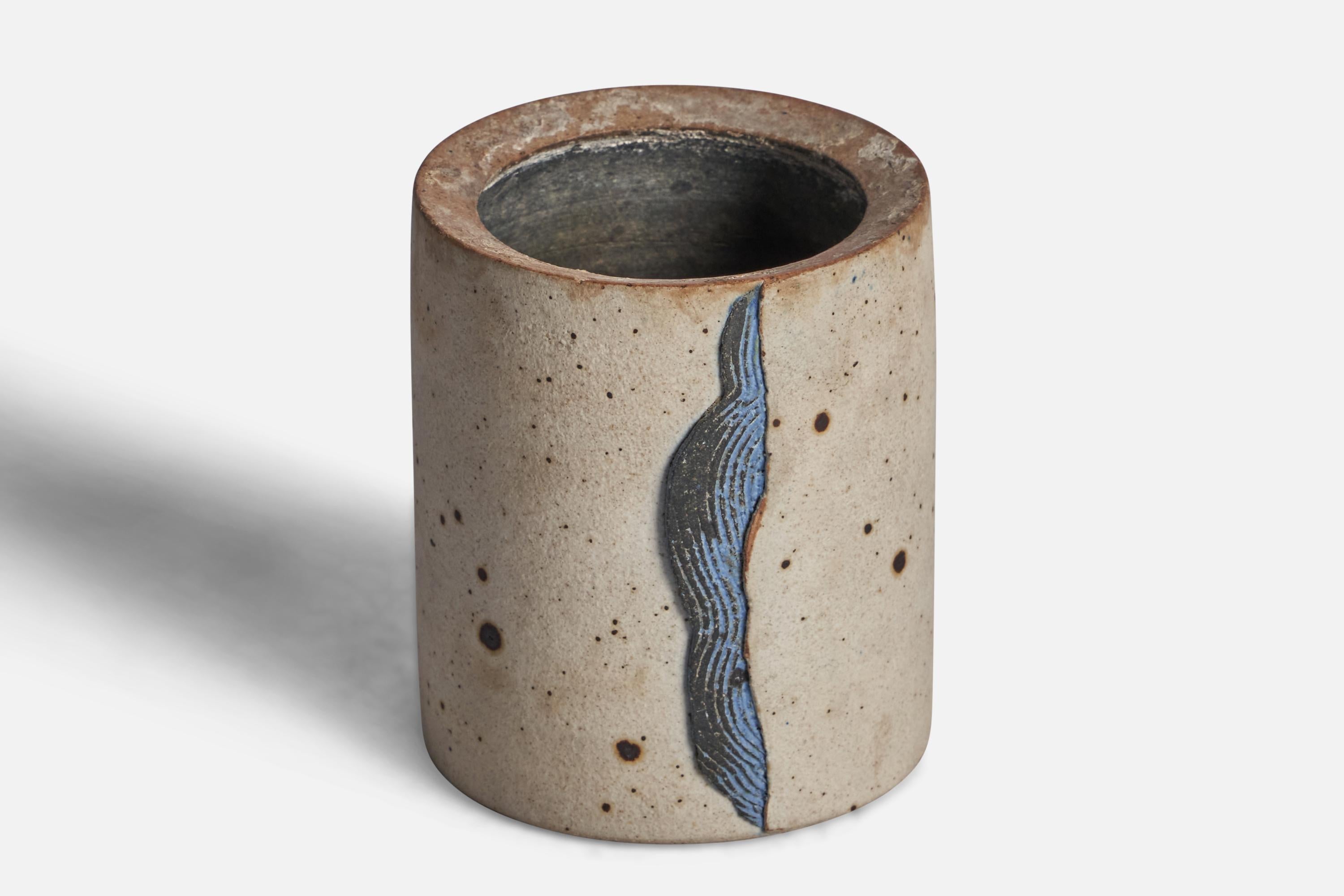 Danish Richard Menz, Vase, Stoneware, Denmark, 1970s For Sale