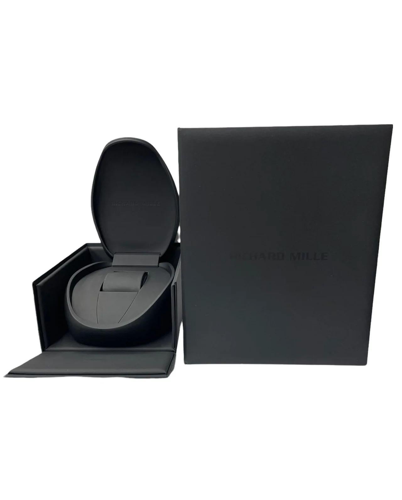 Richard Mille RM 67-02 Automatic Extra Flat Wayde Van Niekerk (Référence # 67-02 en vente 5
