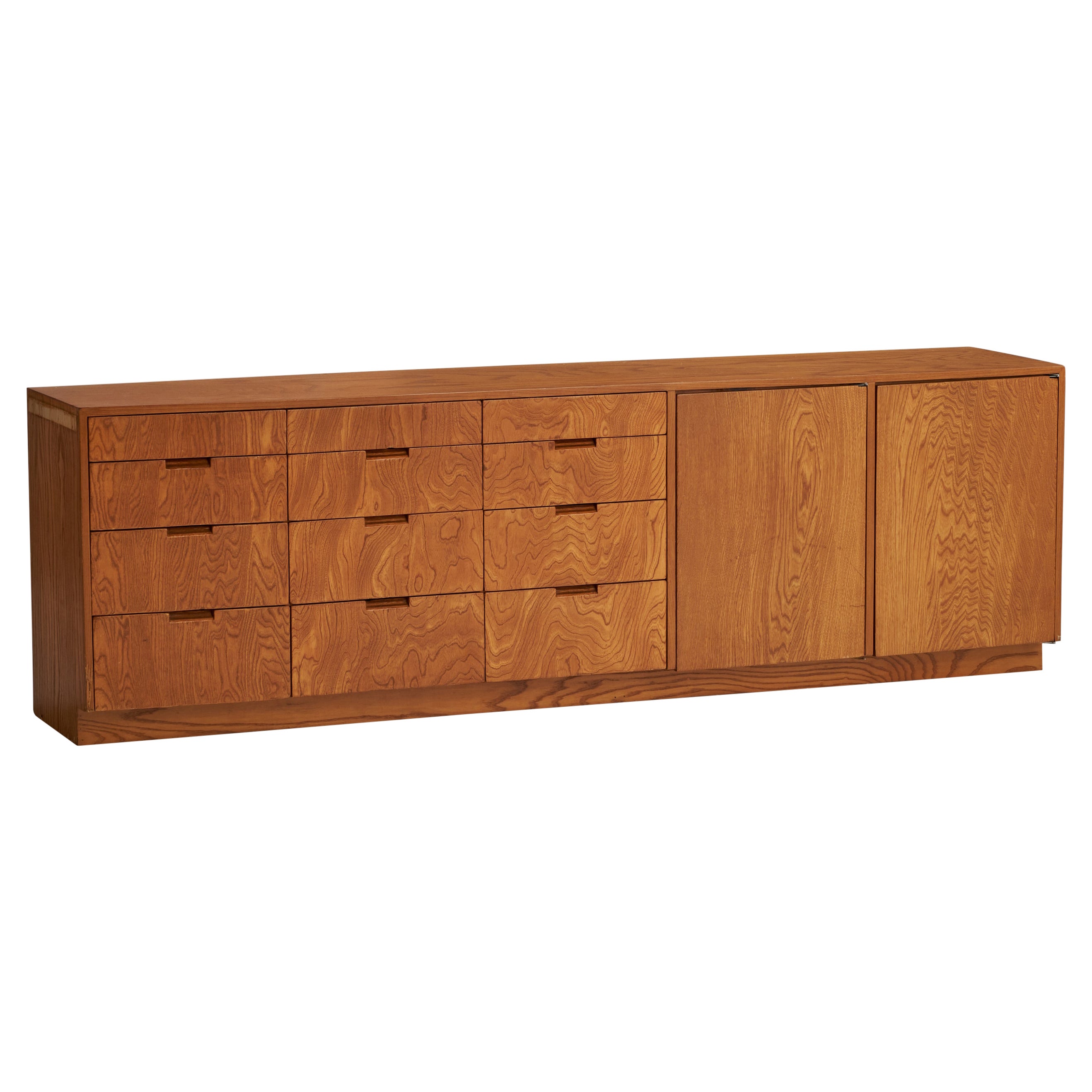 Richard Neutra, Armario de grandes dimensiones, madera contrachapada, EE.UU., 1955