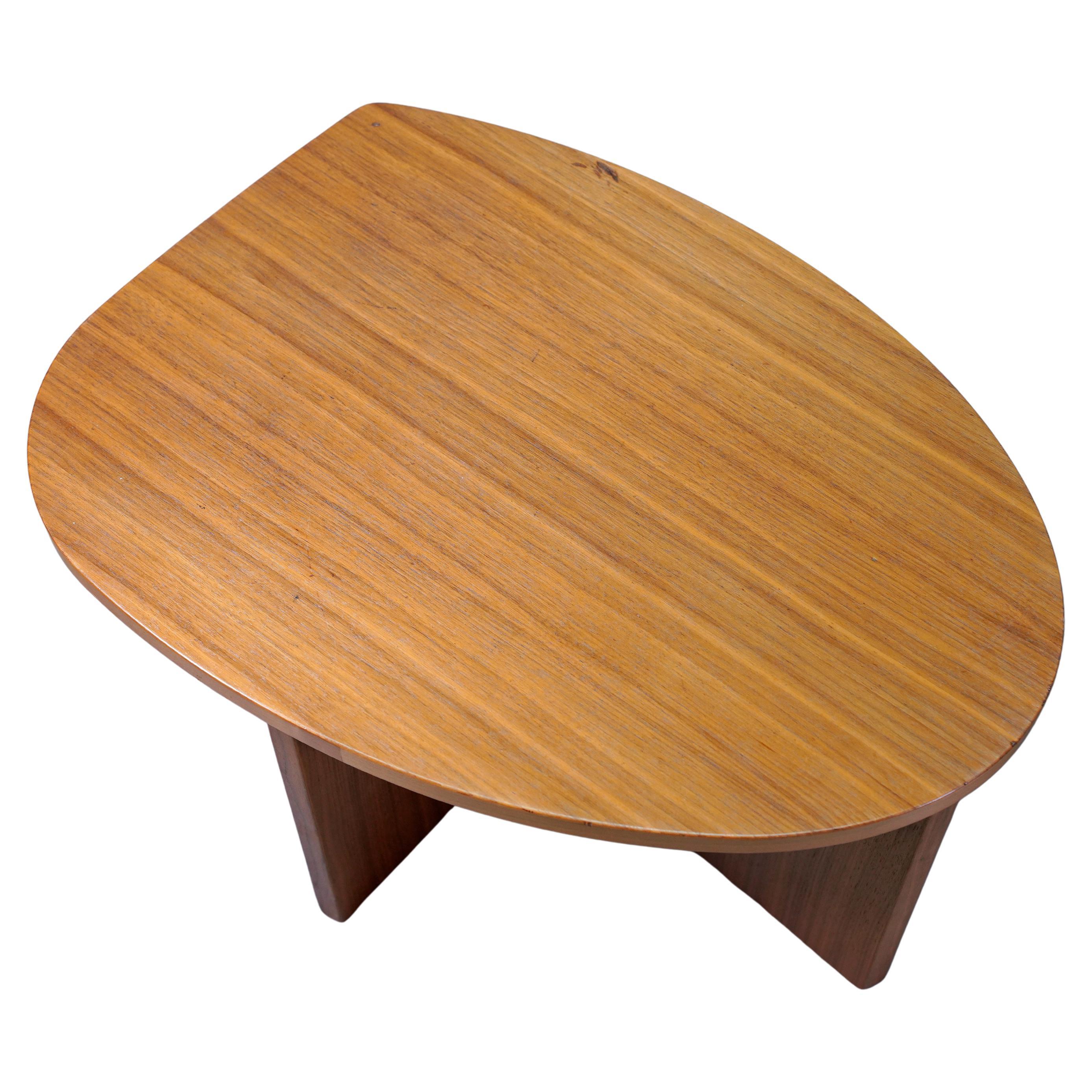 Bois Table à thé Richard Neutra édition limitée VS - No 4 en vente