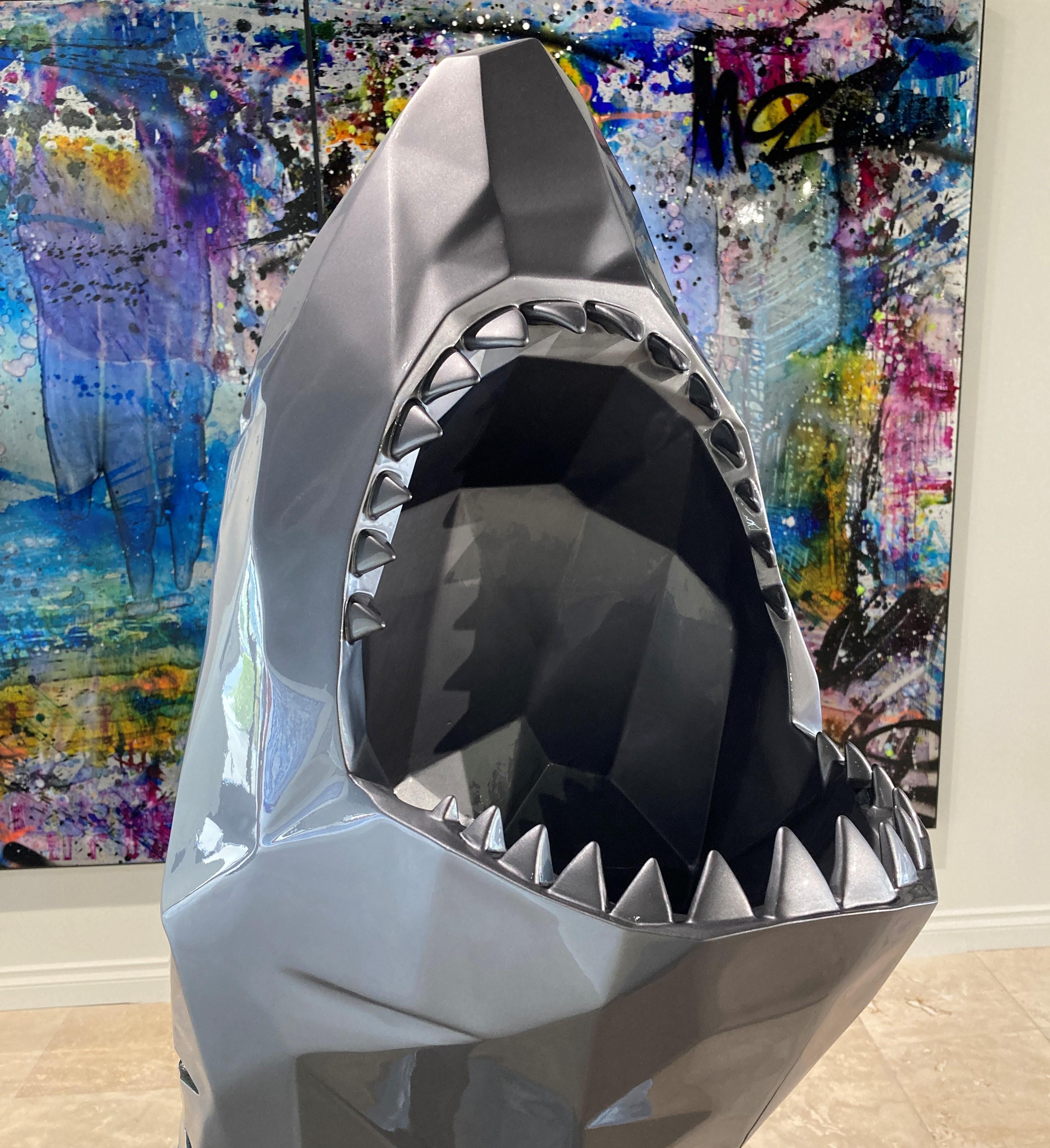 Shark - 180 cm Gris Métal 8/8 - Sculpture de Richard Orlinksi