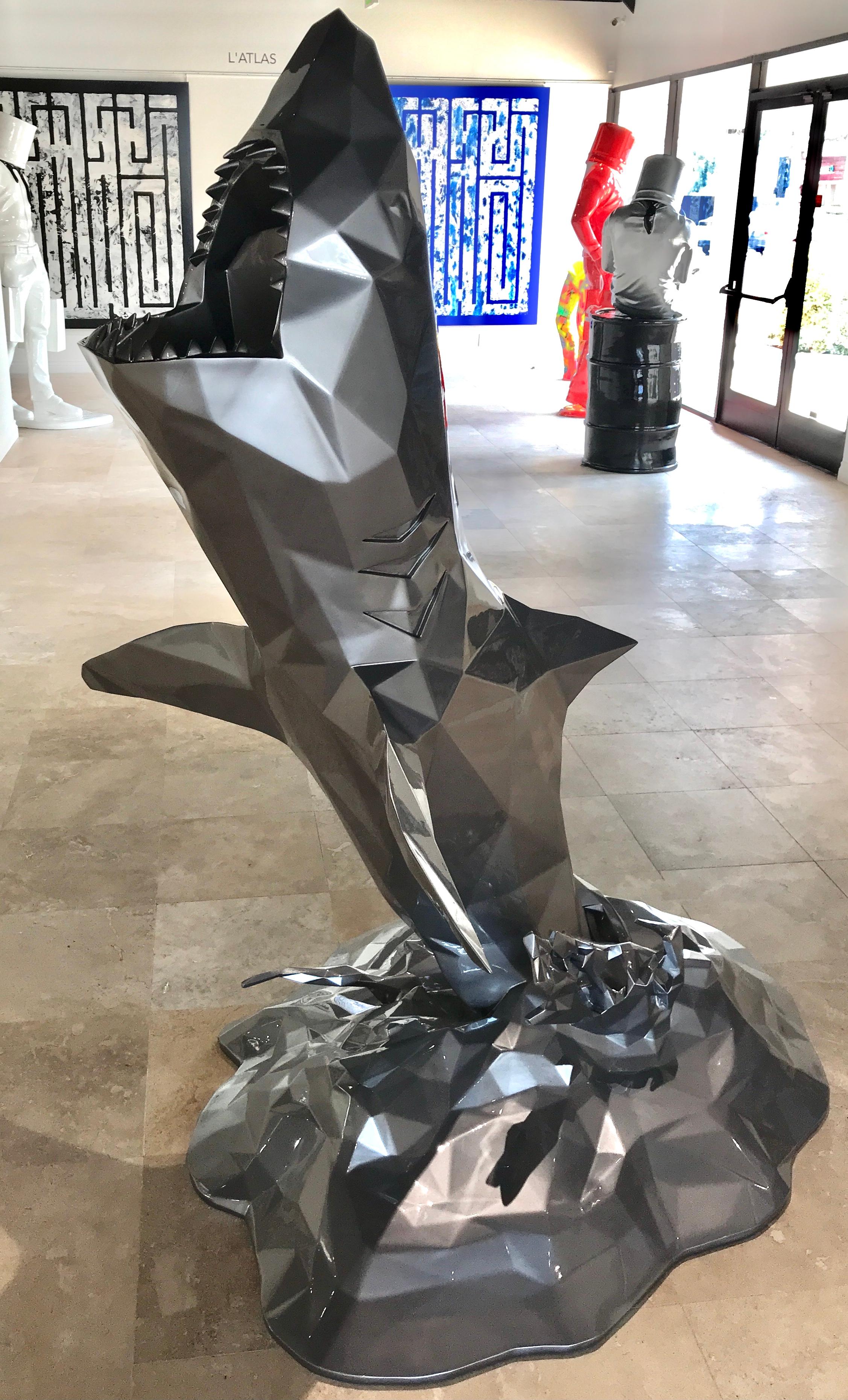 Shark - 180 cm Gris Métal 8/8 en vente 1