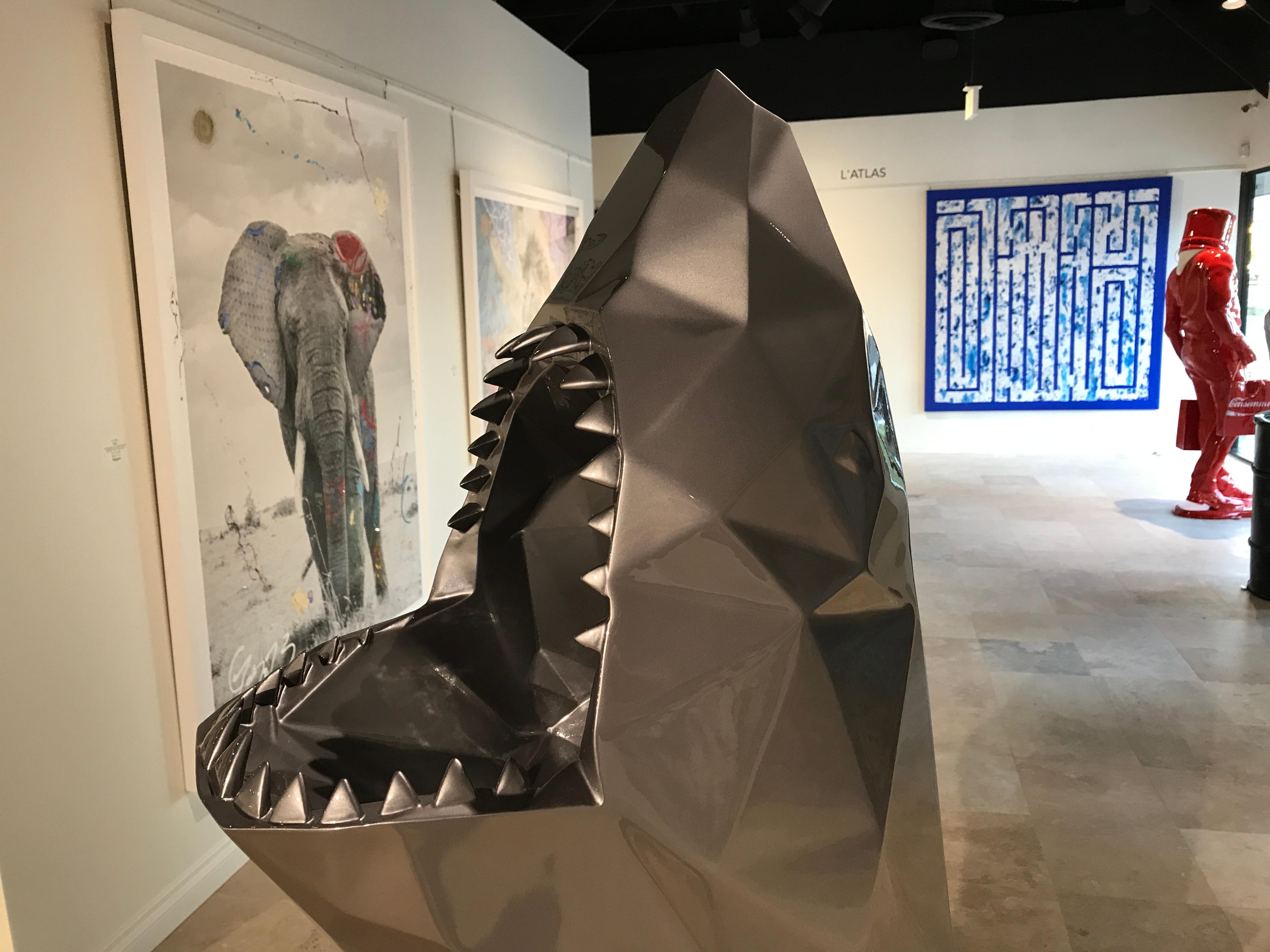 Shark - 180 cm Gris Metal 8/8 - Gray Abstract Sculpture by Richard Orlinksi