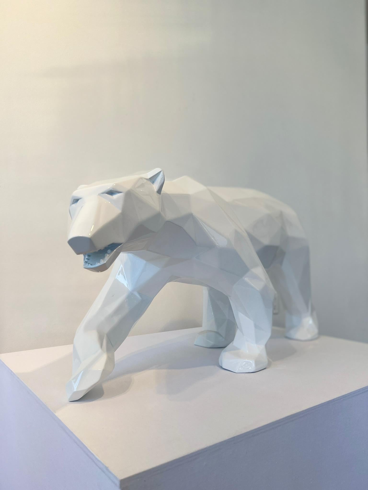 Walking Bear - White - Sculpture by Richard Orlinksi