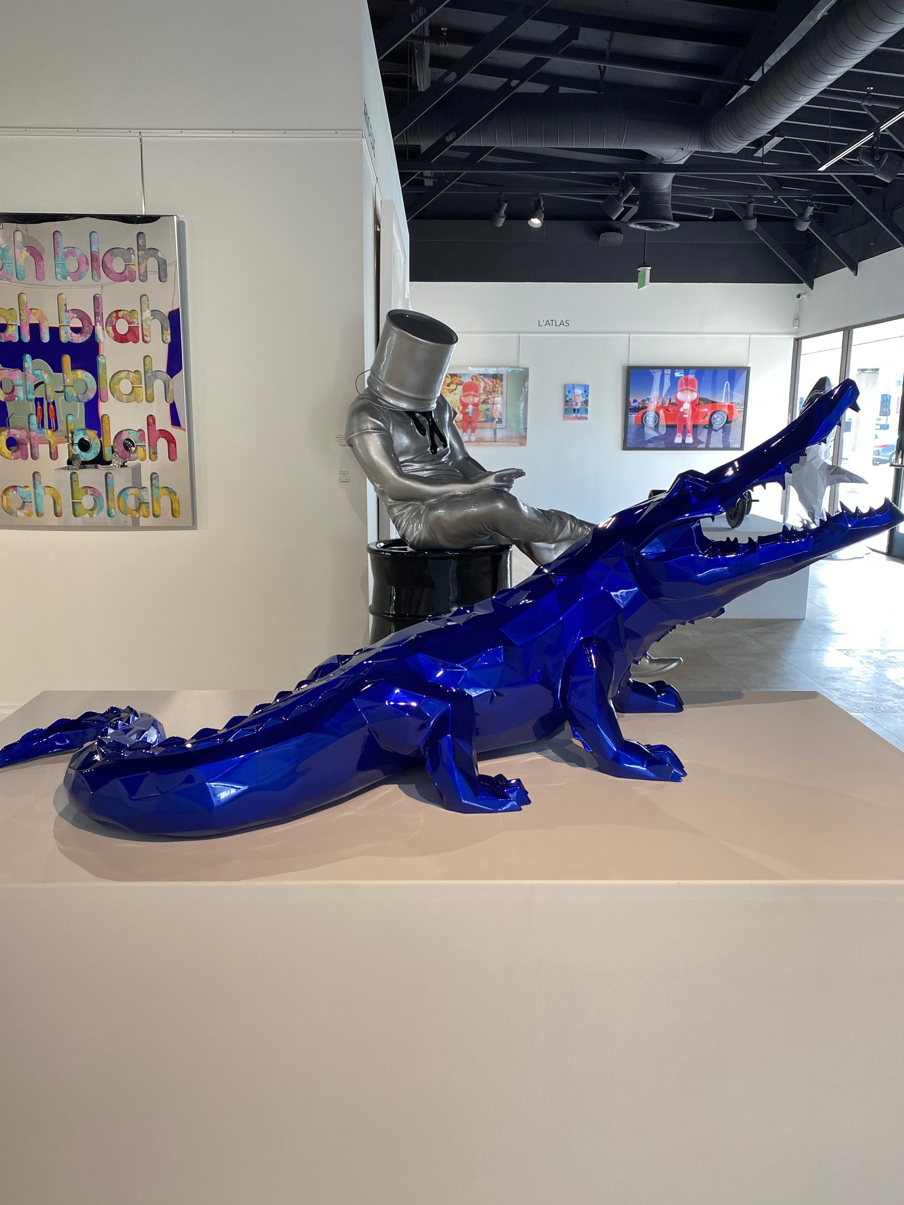 Crocodile - 110 cm Bleu Mick 48/50 - Purple Abstract Sculpture by Richard Orlinski