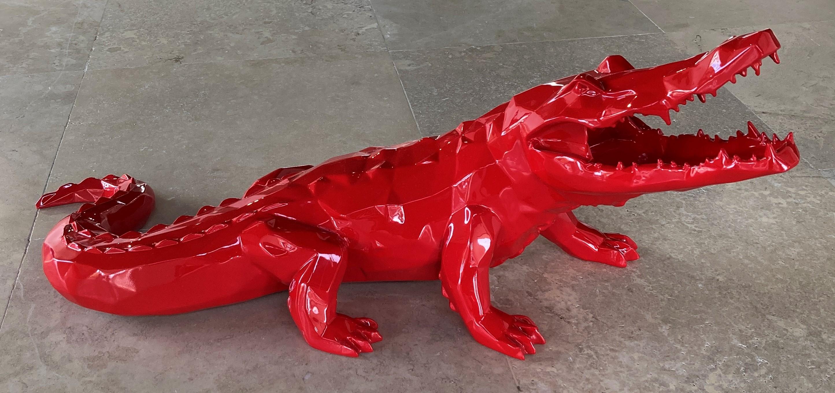 Richard Orlinski Abstract Sculpture - Crocodile - Rouge