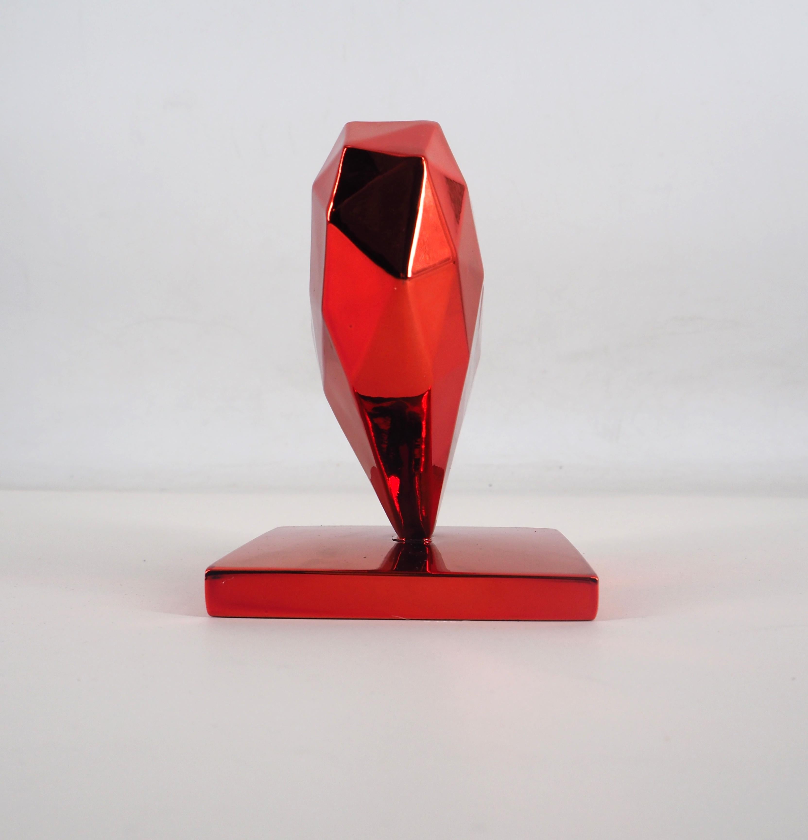 Heart Spirit (édition rouge) - Sculpture dans sa boîte d'origine avec certificat d'artiste en vente 1