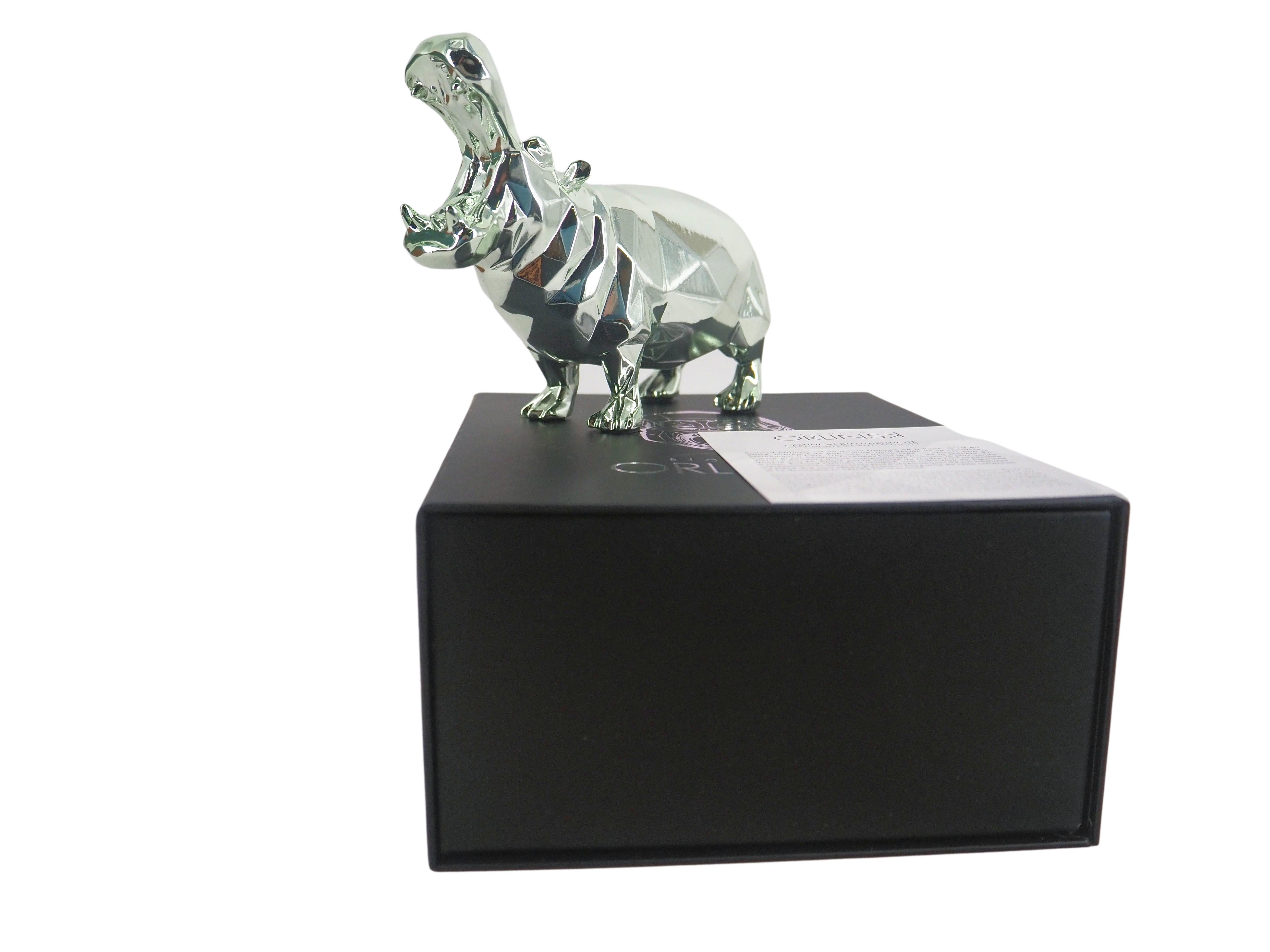 Richard ORLINSKI
Hippo Spirit (Water green Edition)

Sculpture in resin
Metallic Green
About 15 x11 x 6 cm (c. 6 x 4.3 x 2.4 in)
Presented in original box with certificate

Excellent condition