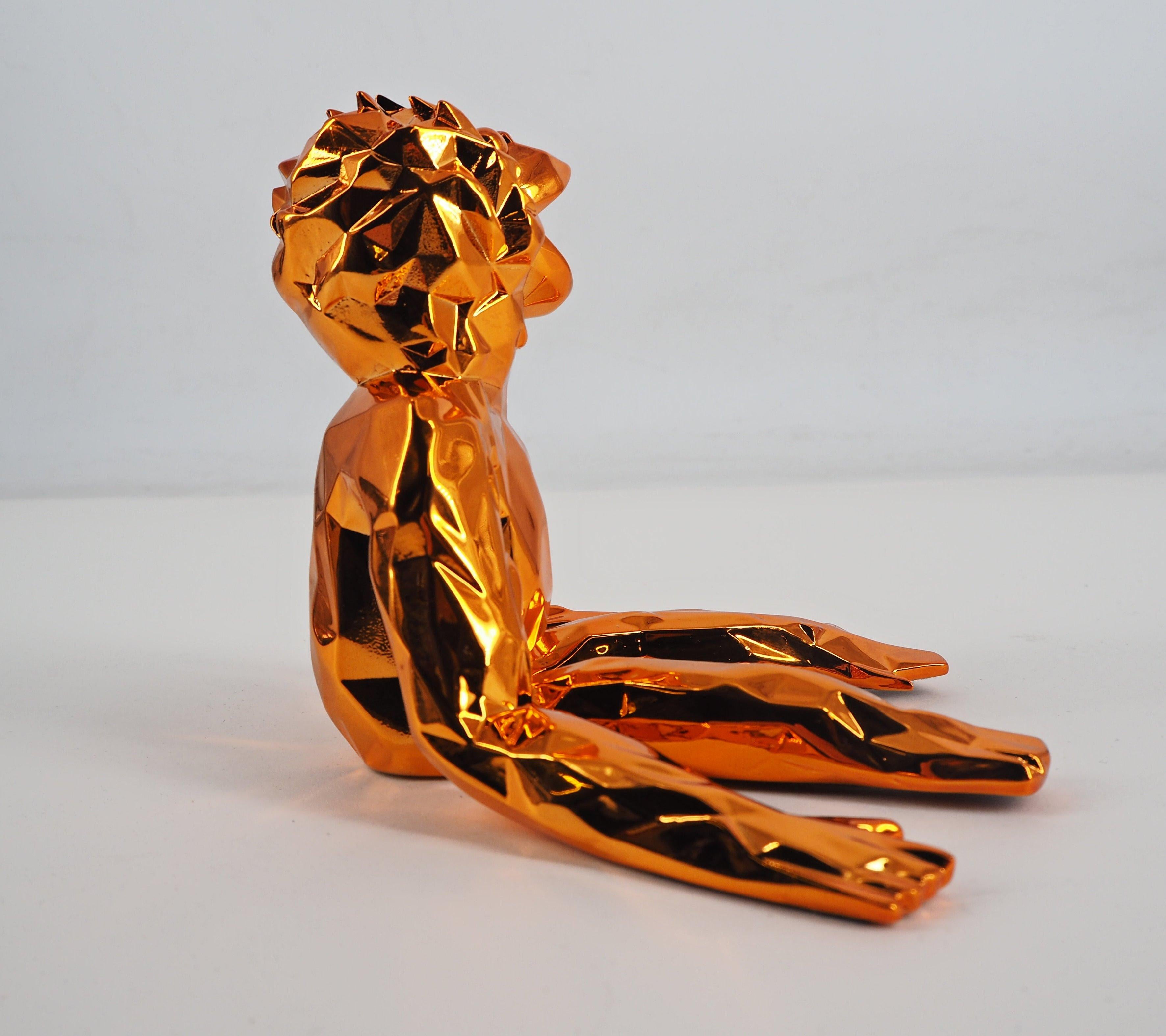 Jean-Marc Spirit (édition orange) - Sculpture dans sa boîte d'origine avec manteau d'artiste en vente 3