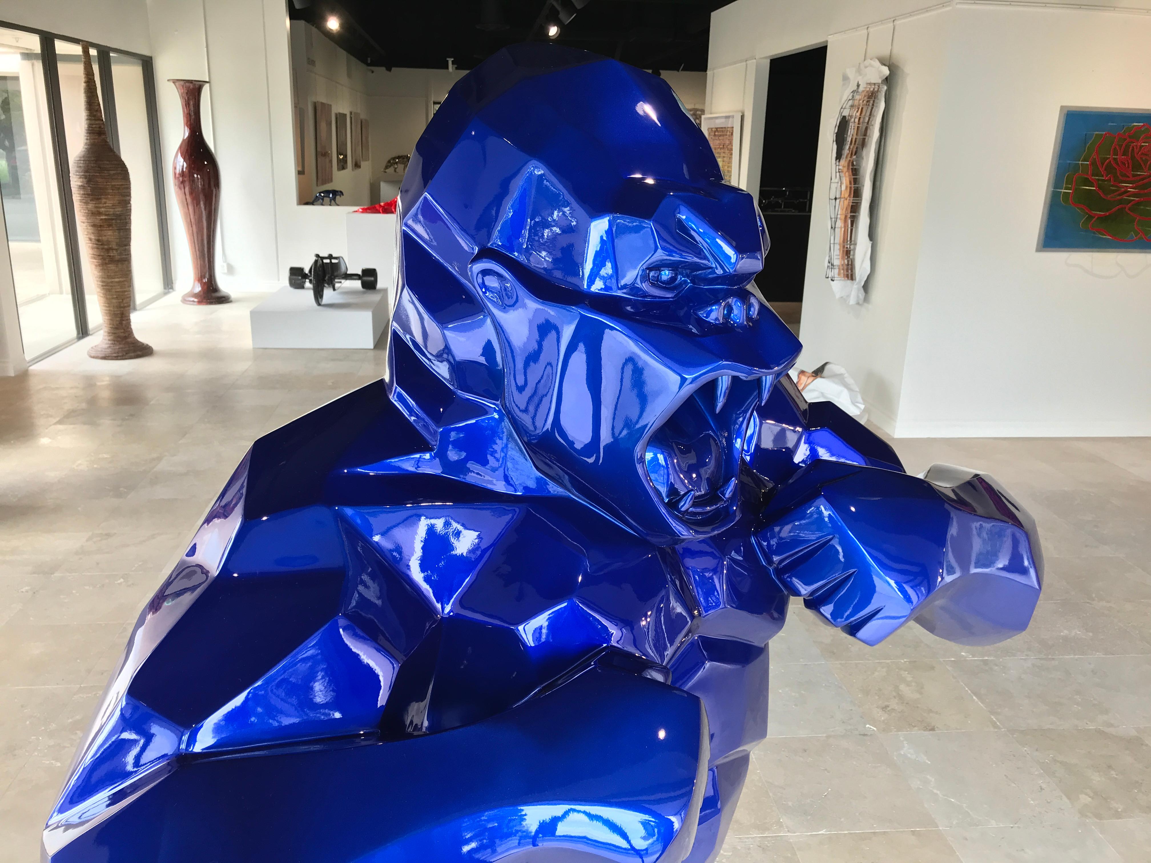 Kong Blue Mick - Resin outdoor/indoor 71 in / 180 cm - by Richard Orlinski 3