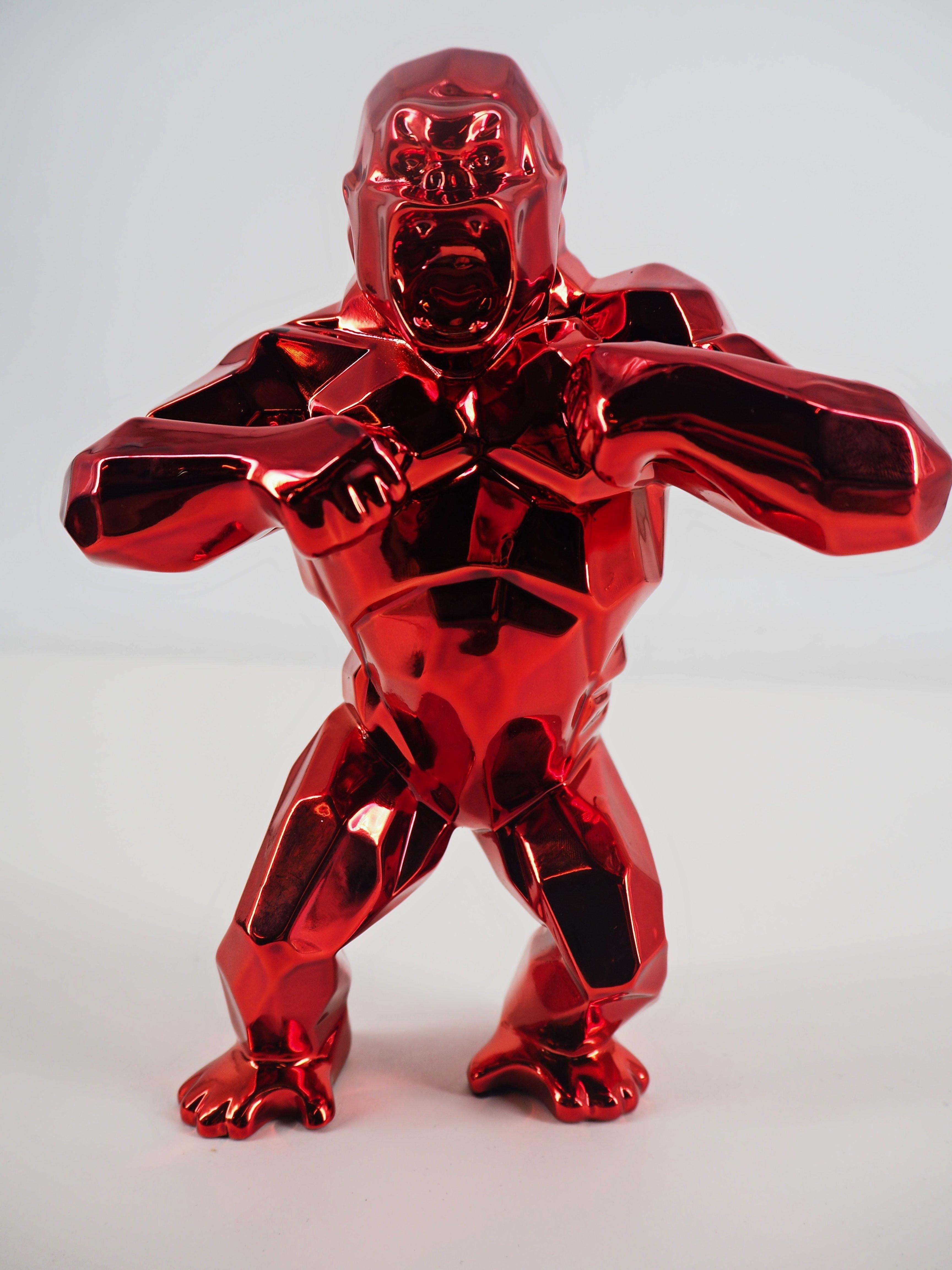Figurative Sculpture di Richard Orlinski - Kong Christmas (edizione rossa) - Scultura in scatola originale con coa dell'artista
