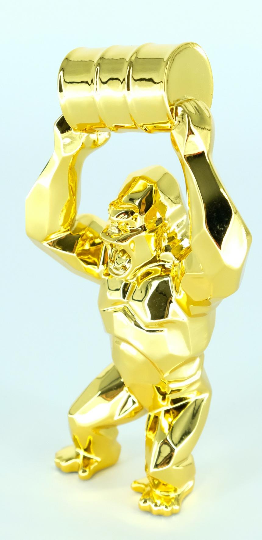 Richard ORLINSKI
Espíritu de Aceite Kong (Edición Oro)

Escultura en resina
Oro metálico
Unos 18 x 10 cm (c. 7 x 4 pulg.)
Presentado en caja original con certificado

Excelente estado